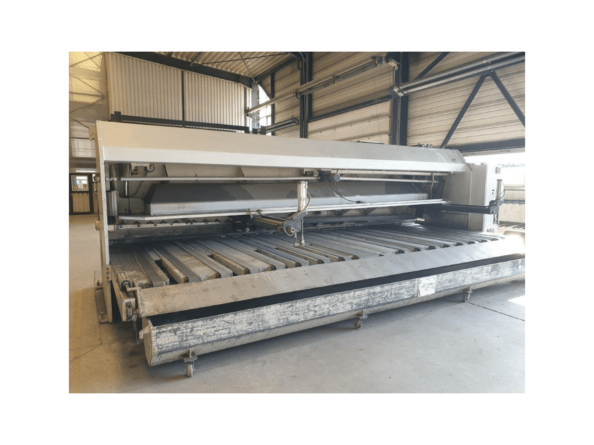 Koneen Weinbrenner TSV 6 / 6100 etunäkymä