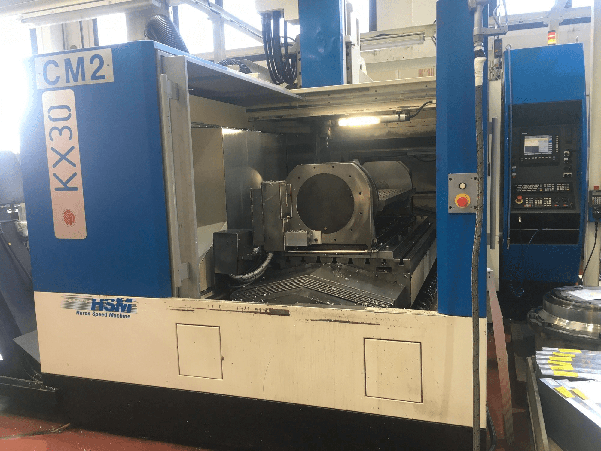 Koneen Huron KX30 etunäkymä