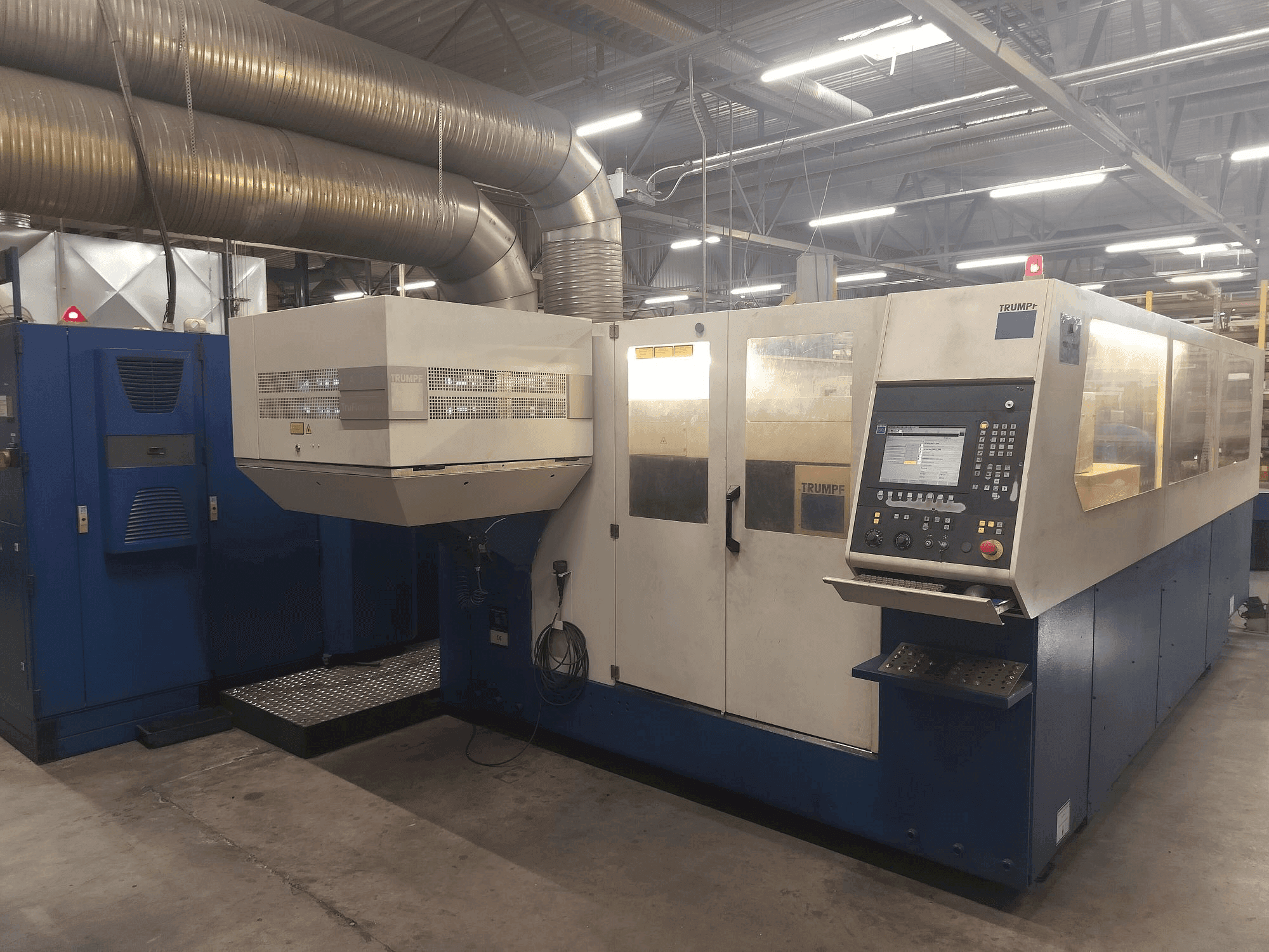 Koneen TRUMPF Trulaser 3030 (2008) etunäkymä