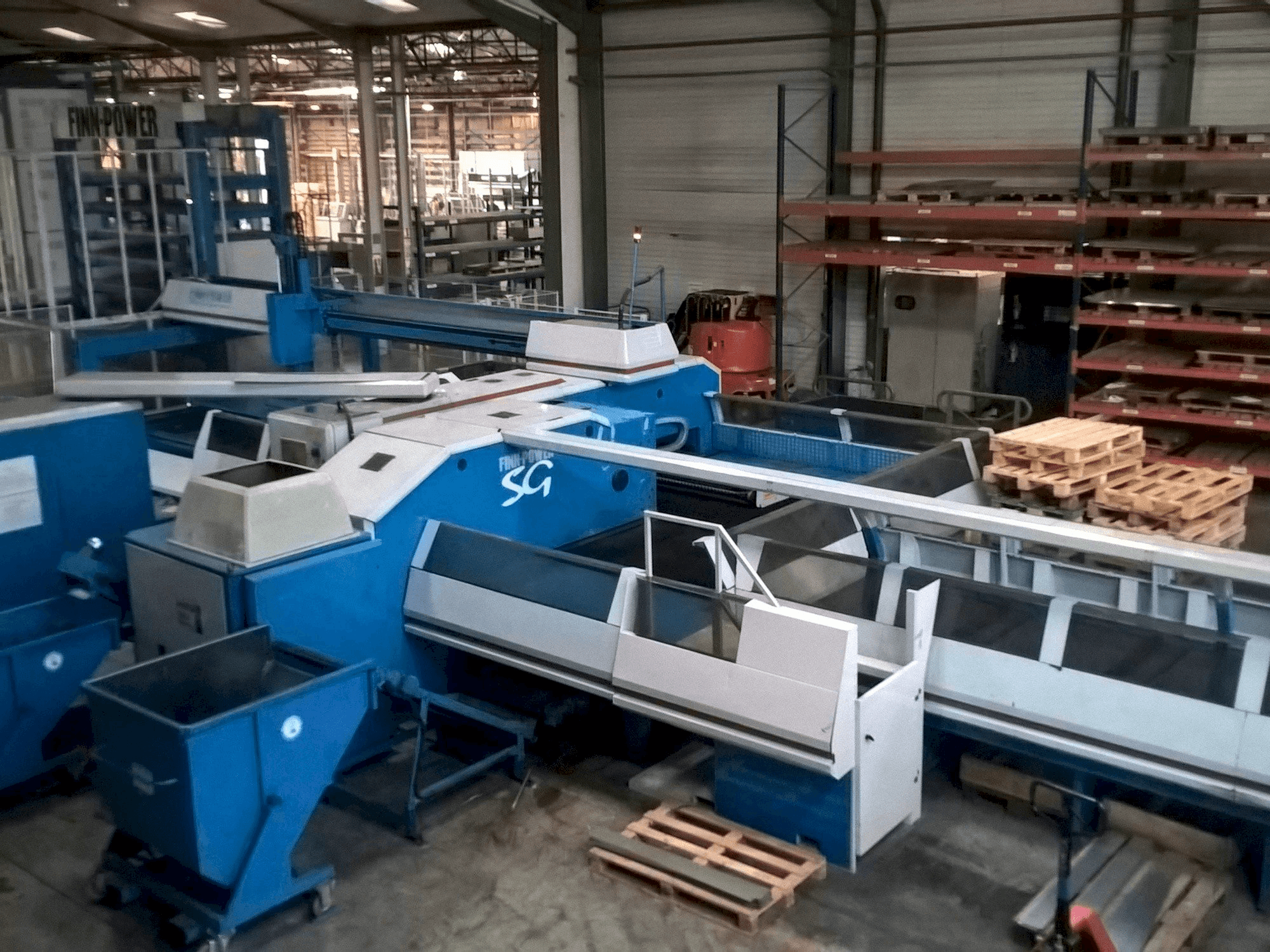 Koneen Finn-Power SG6 etunäkymä