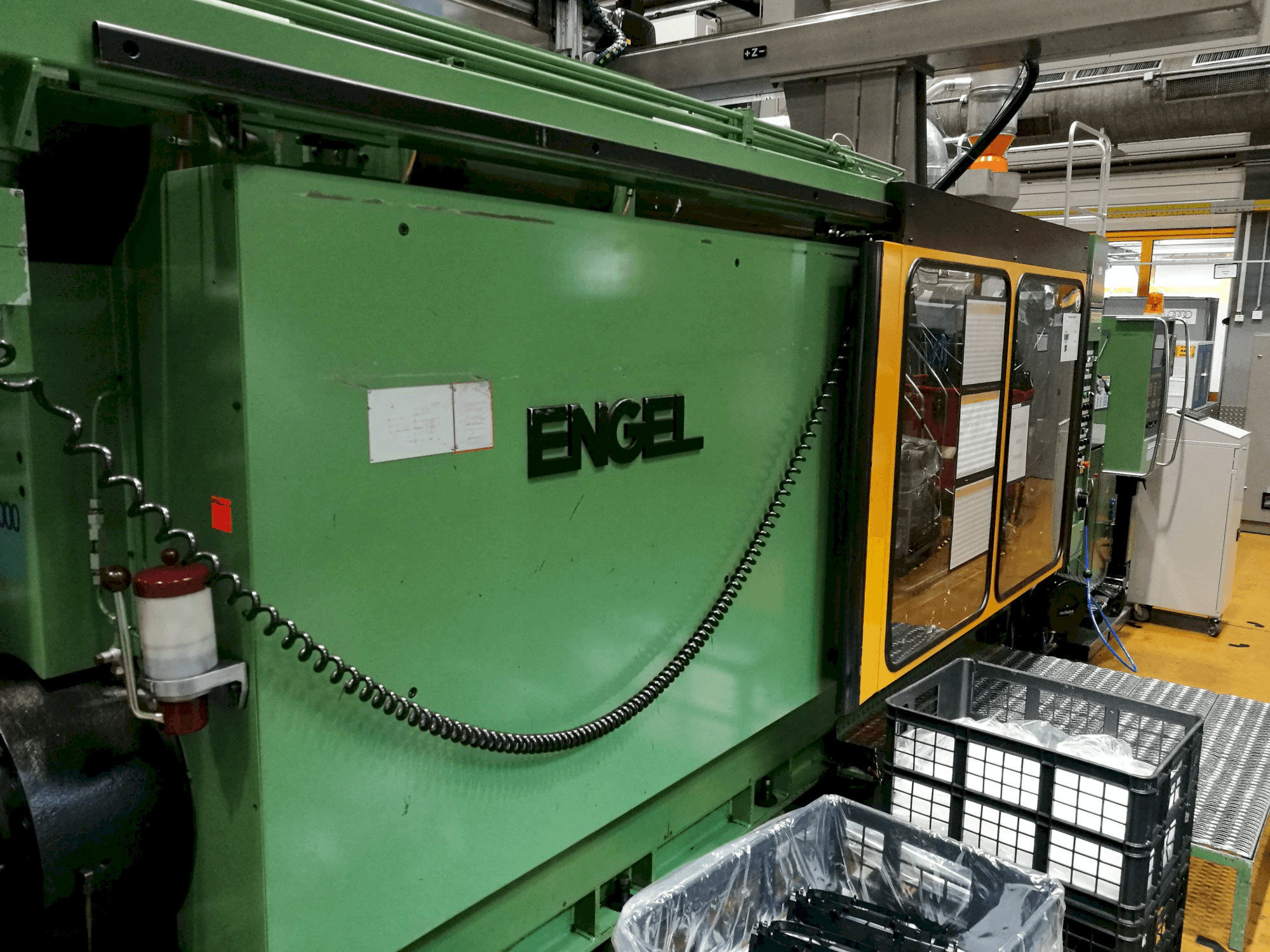 Koneen ENGEL vasen näkymä ES 4400/800