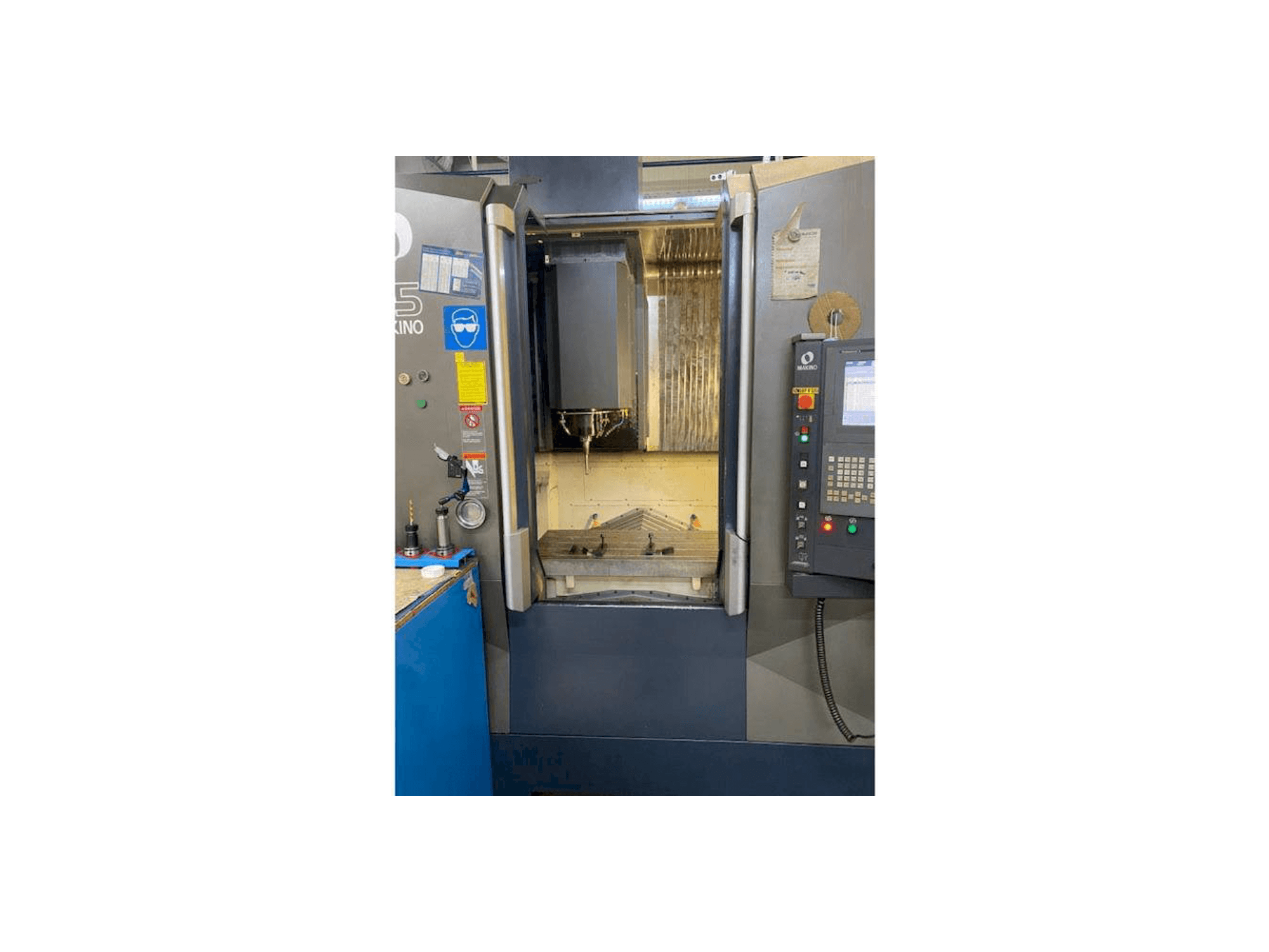 Koneen Makino F5 etunäkymä