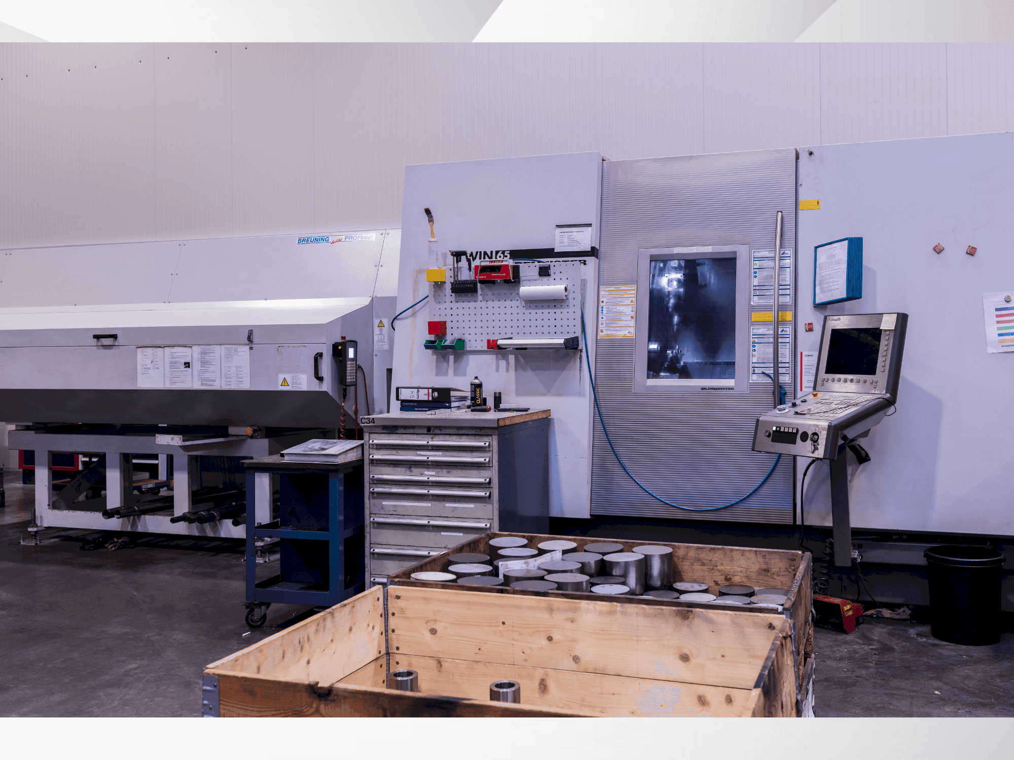 Koneen DMG Gildemeister Twin 65 etunäkymä