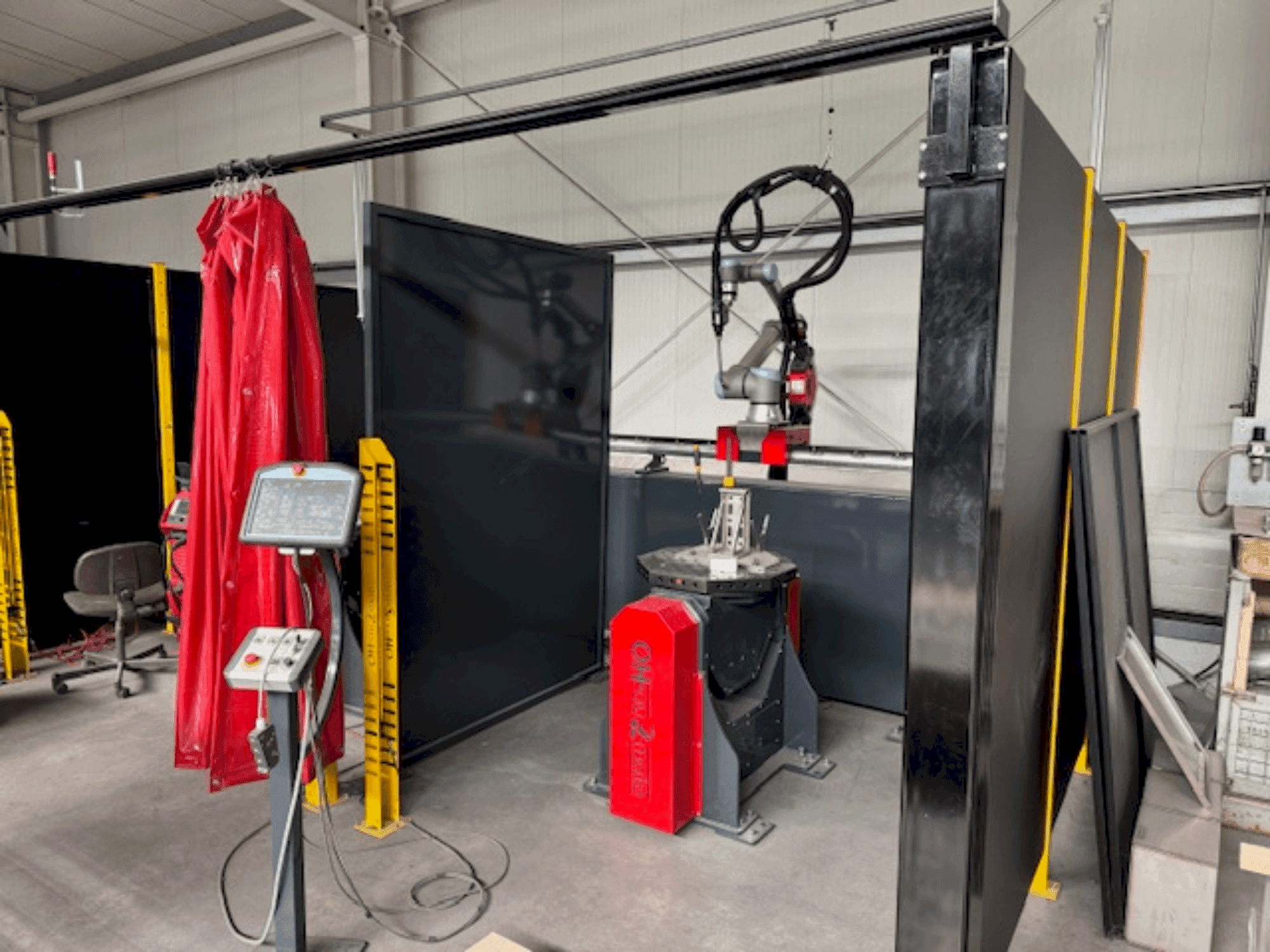 Koneen FRONIUS UR10 Roboter e-Series etunäkymä