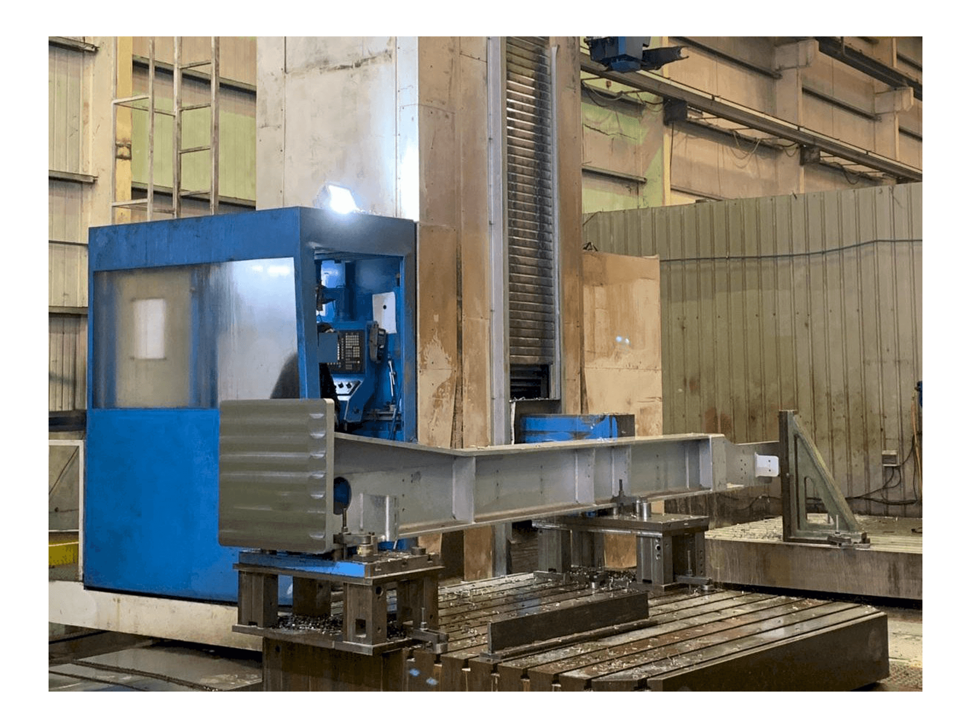 Koneen CME BM-9000 etunäkymä