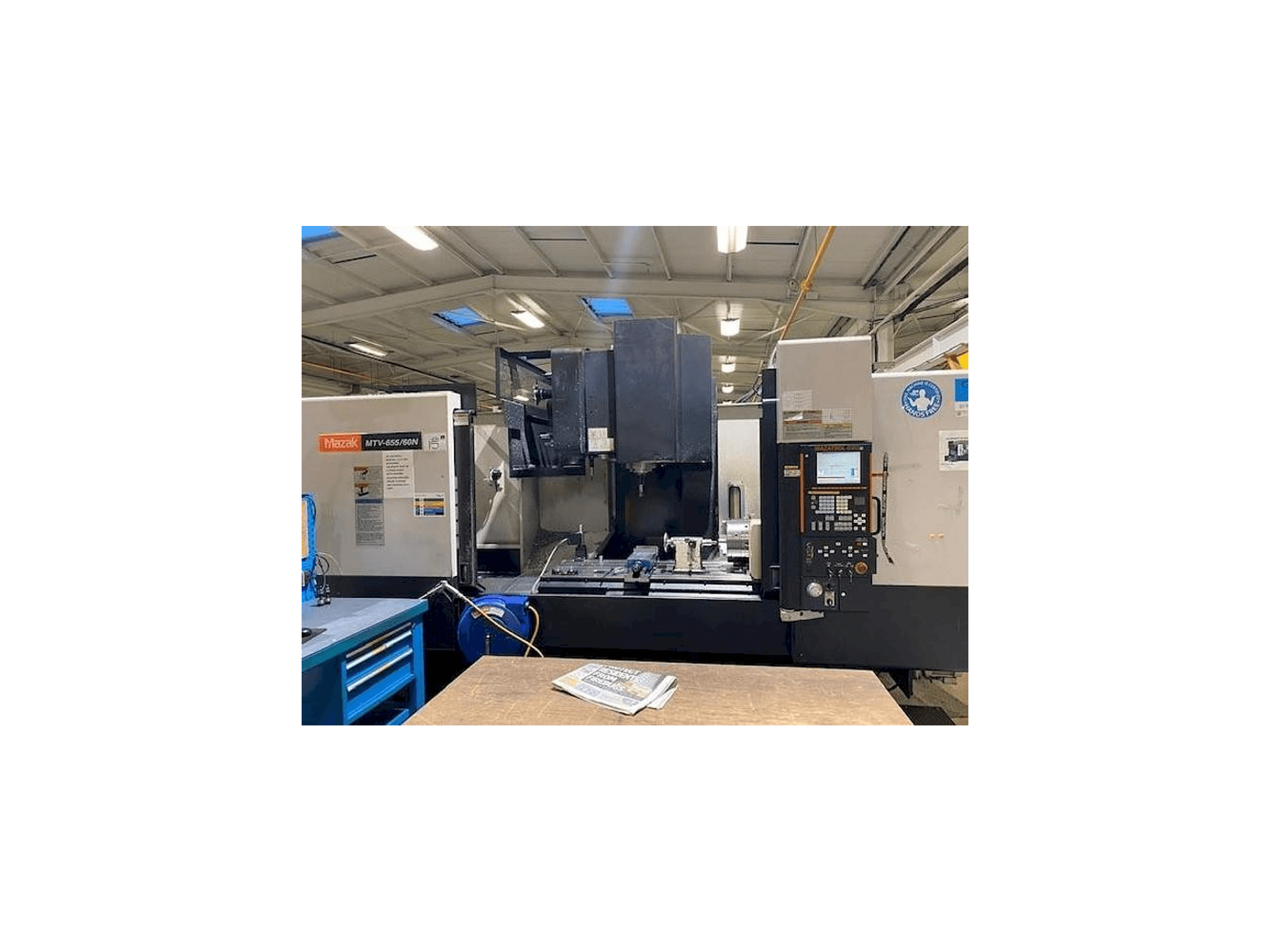 Koneen Mazak MTV 655/60N etunäkymä
