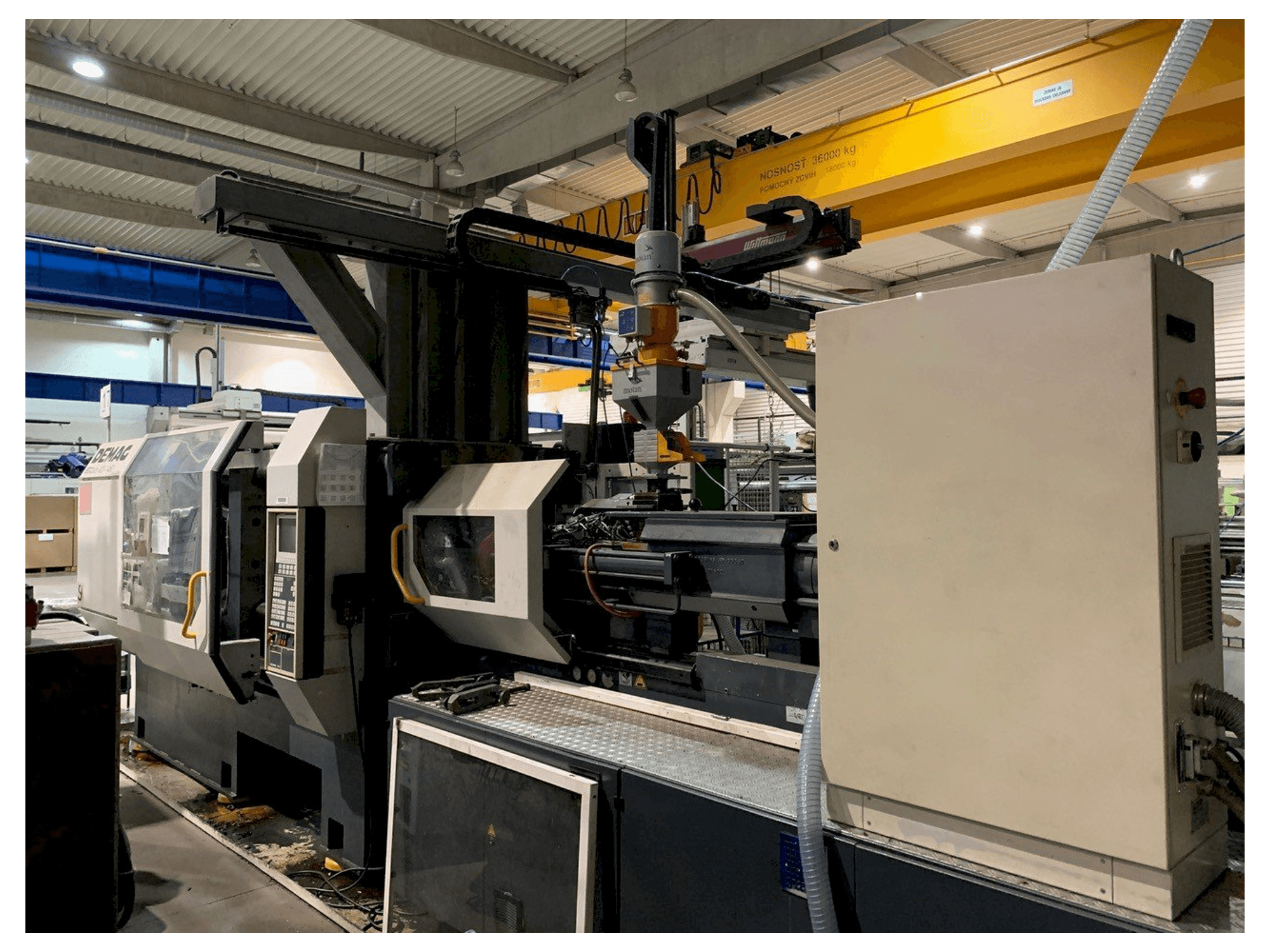 Koneen DEMAG Ergotech 4200-1450 etunäkymä