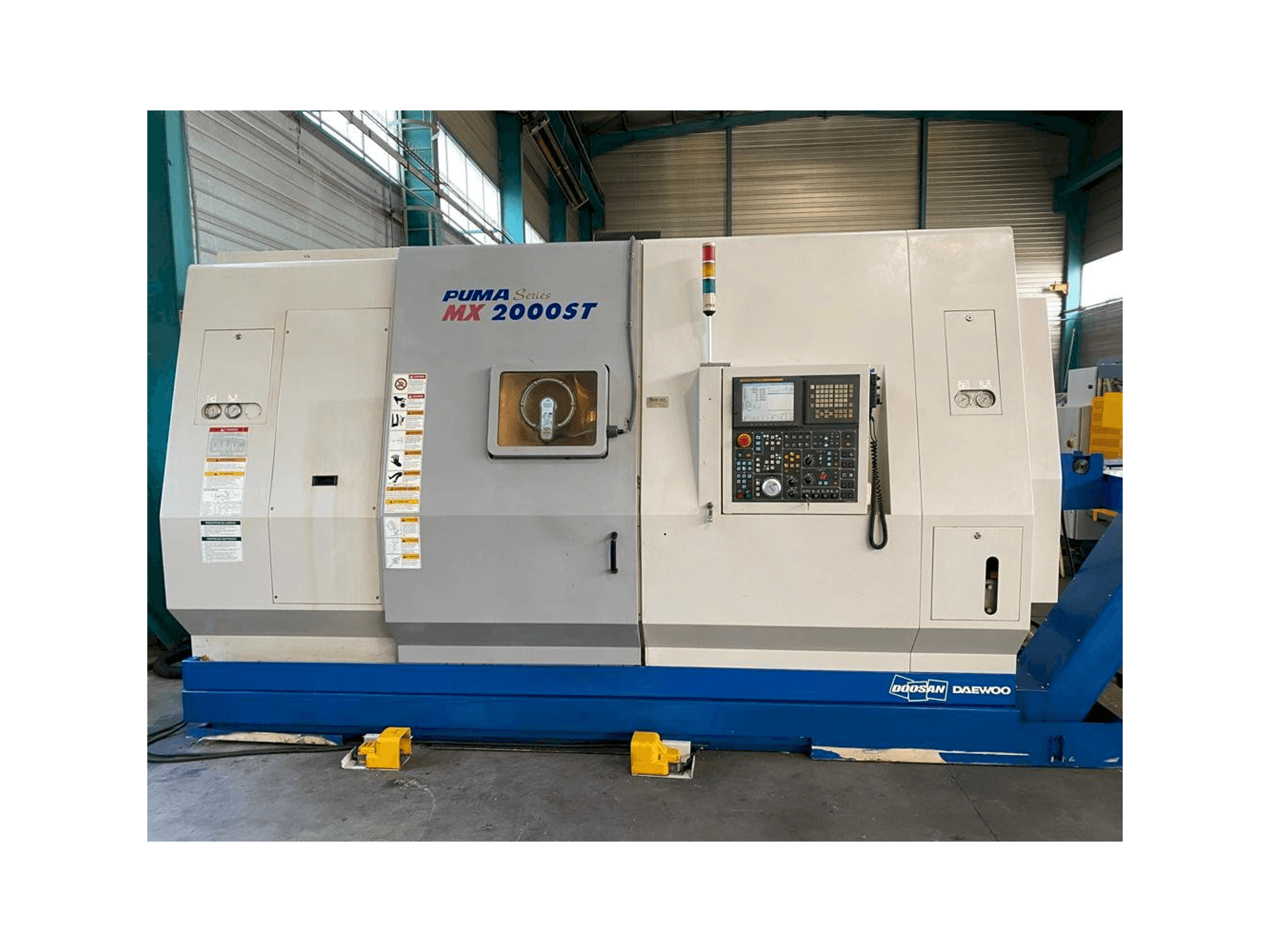 Koneen Doosan PUMA MX 2000 ST etunäkymä