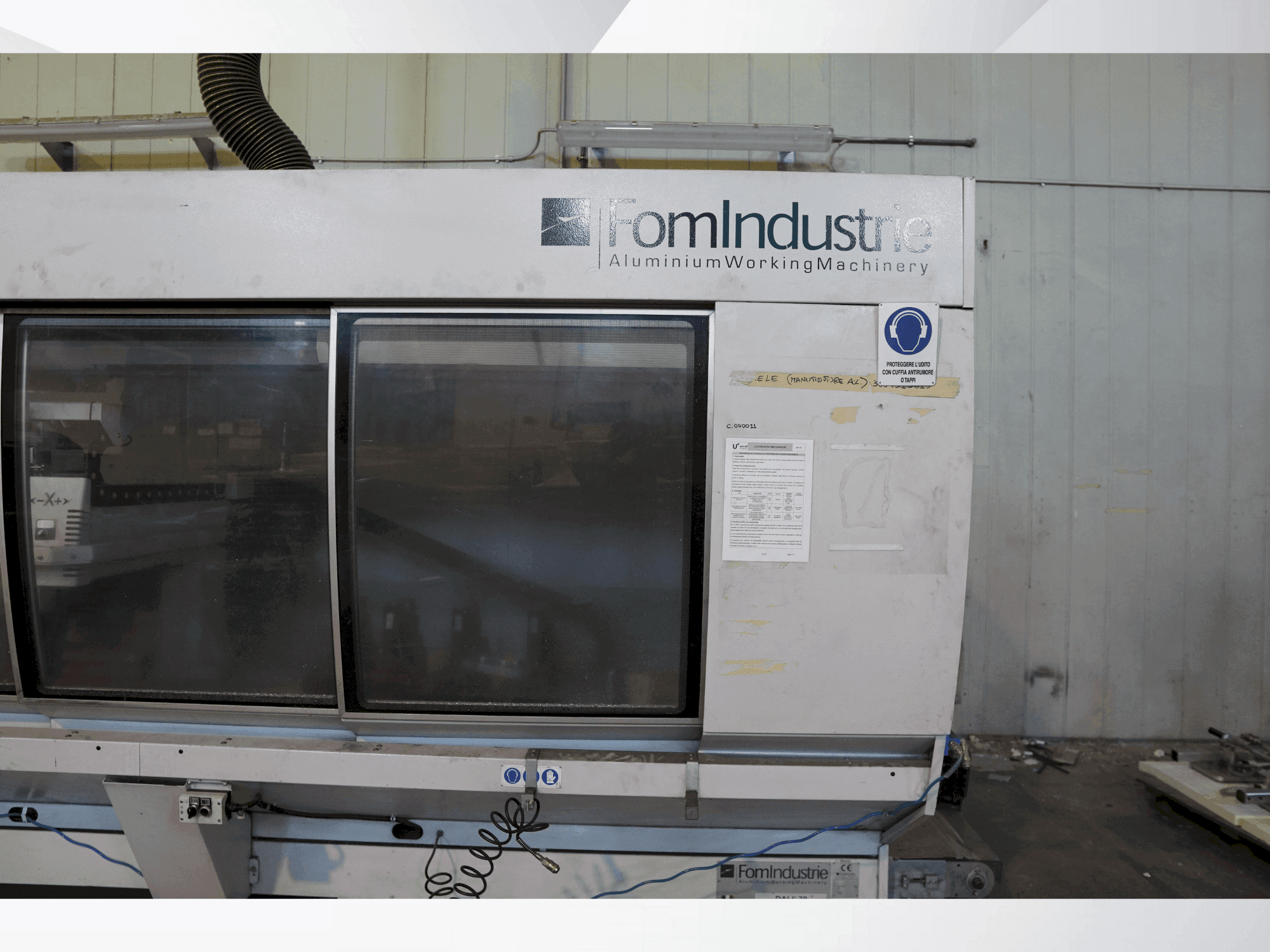 Koneen FomIndustrie DALI 70 etunäkymä