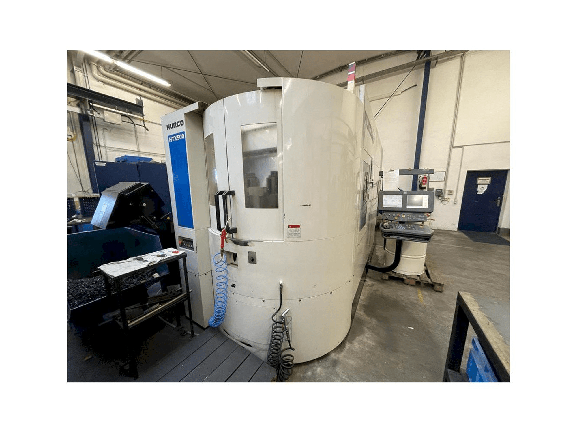 Koneen Hurco HTX 500 etunäkymä