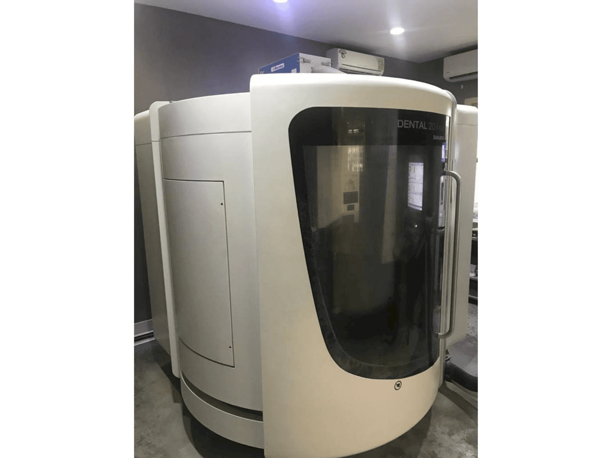 Koneen DMG Mori Seiki HSC 20 Linear Dental Sauer etunäkymä