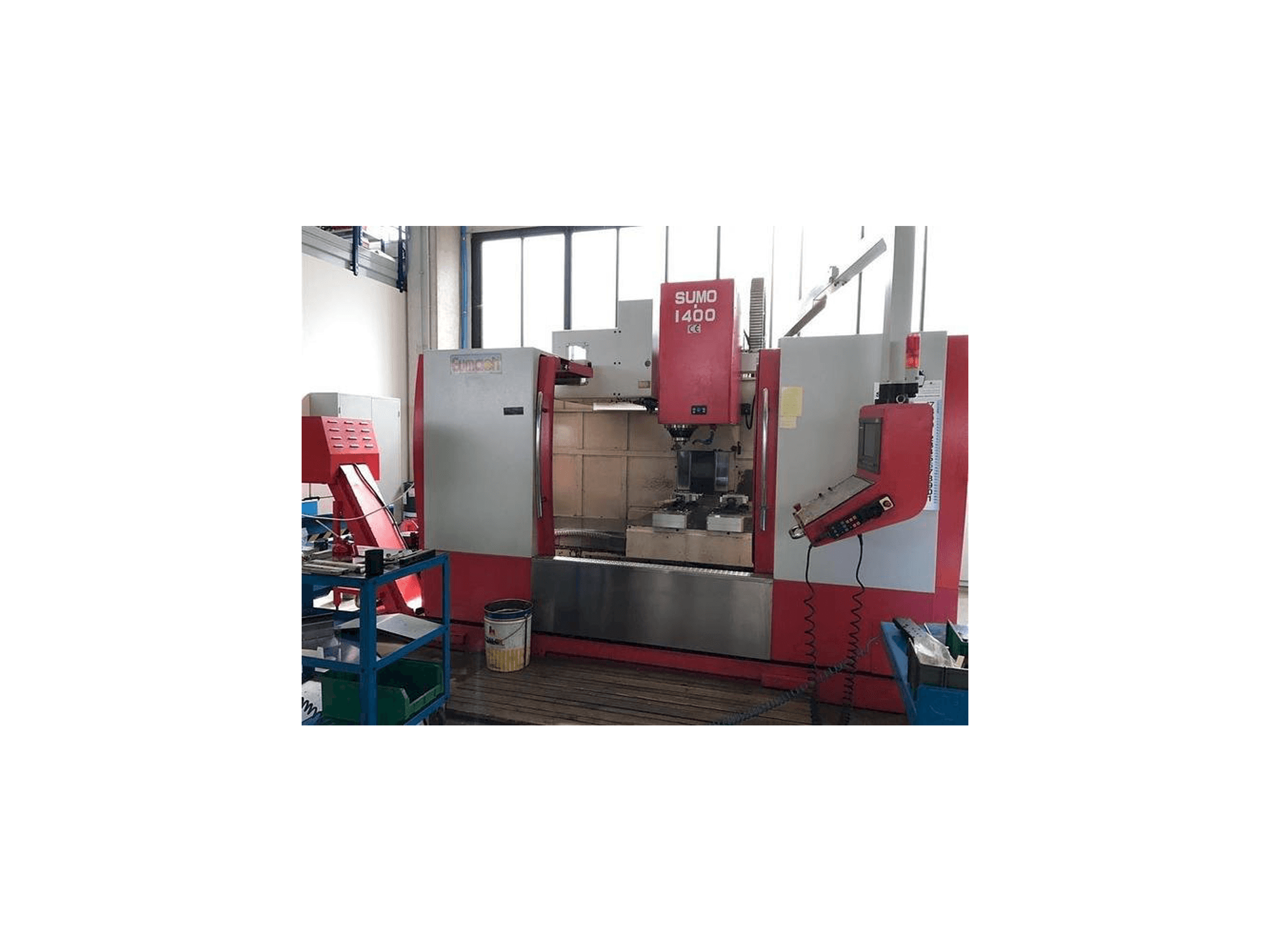 Koneen Eumach SUMO 1400 etunäkymä