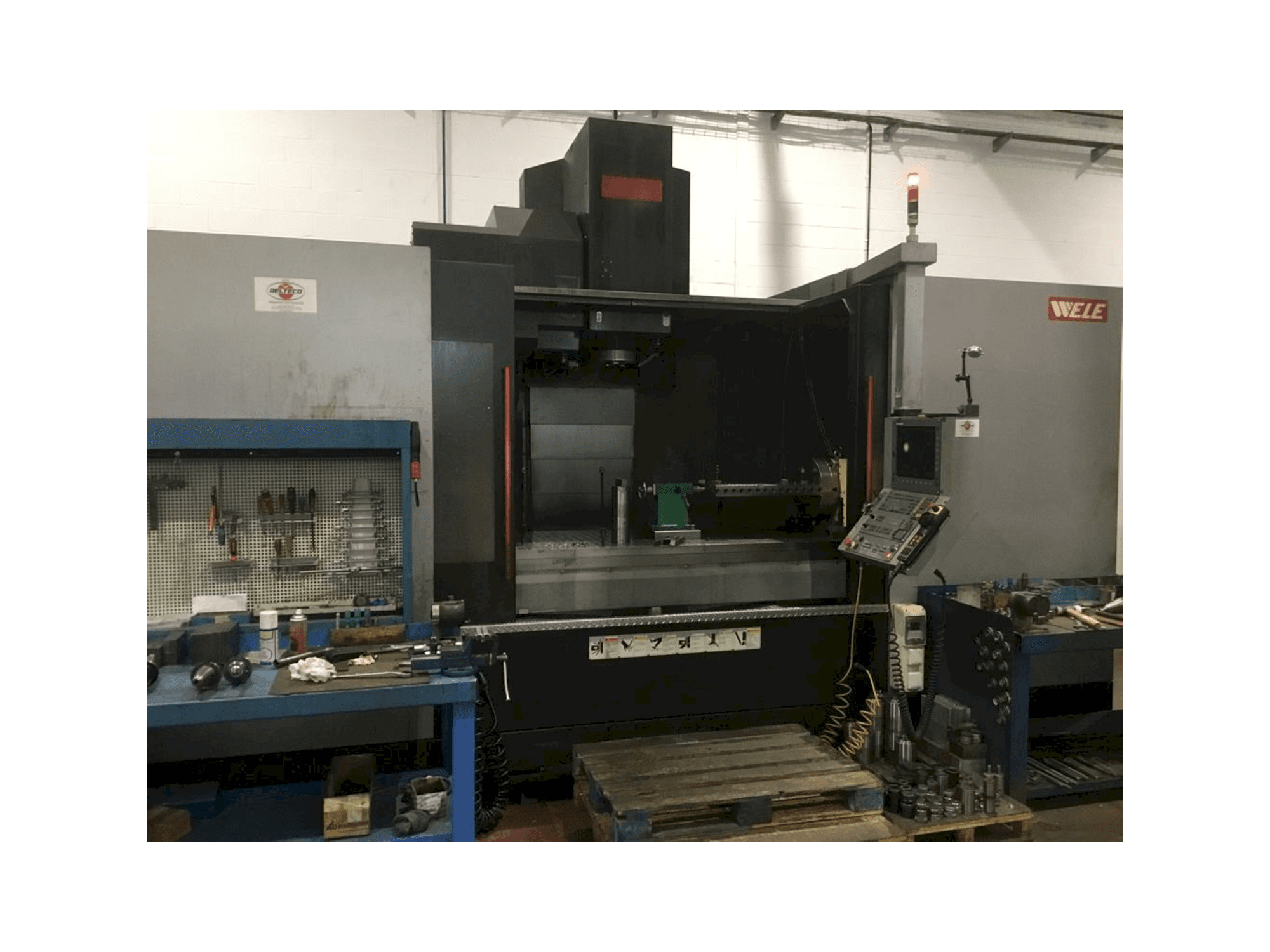 Koneen Wele AA2090 etunäkymä