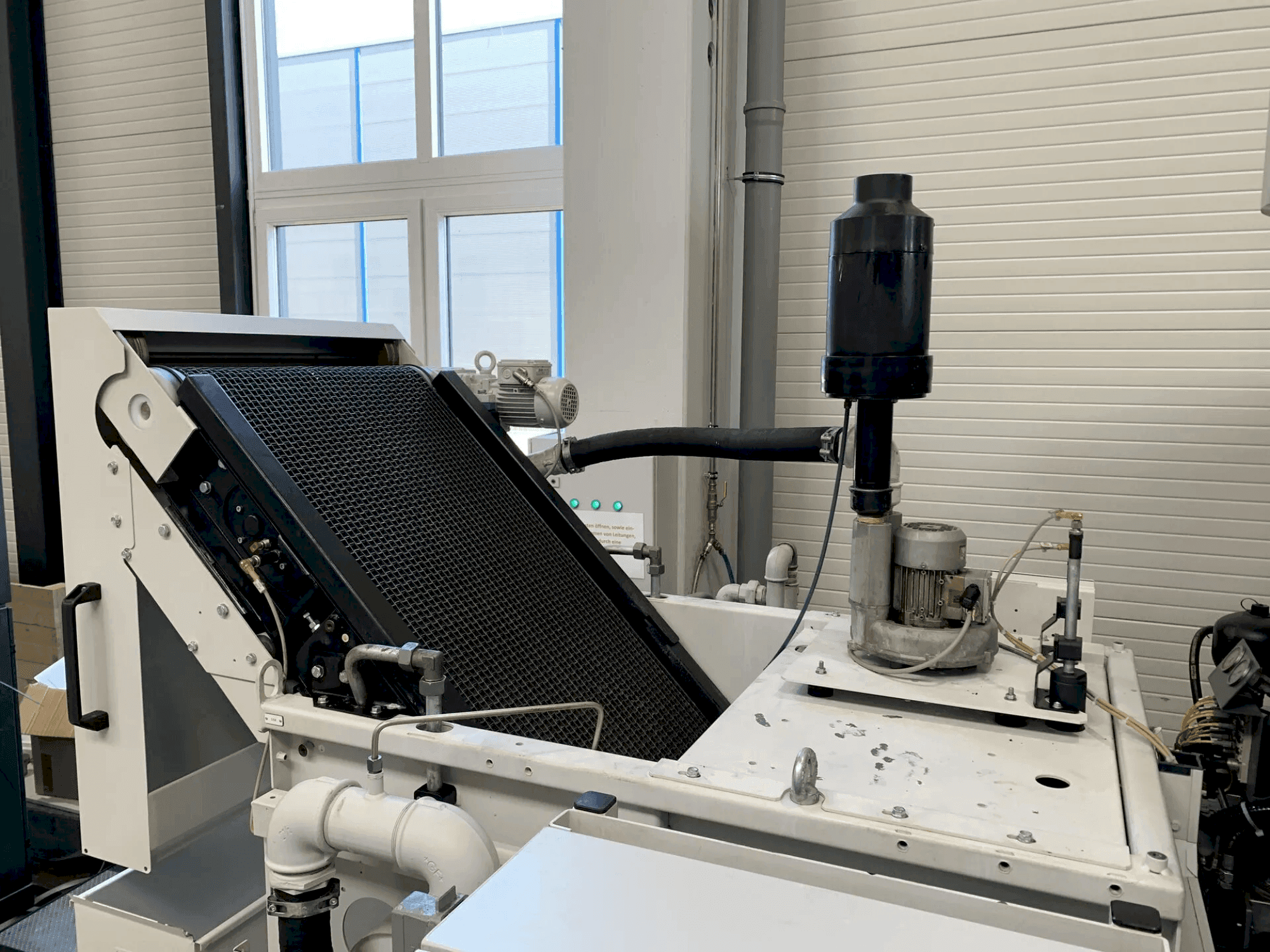 Koneen CHIRON FZ 15K S FA etunäkymä