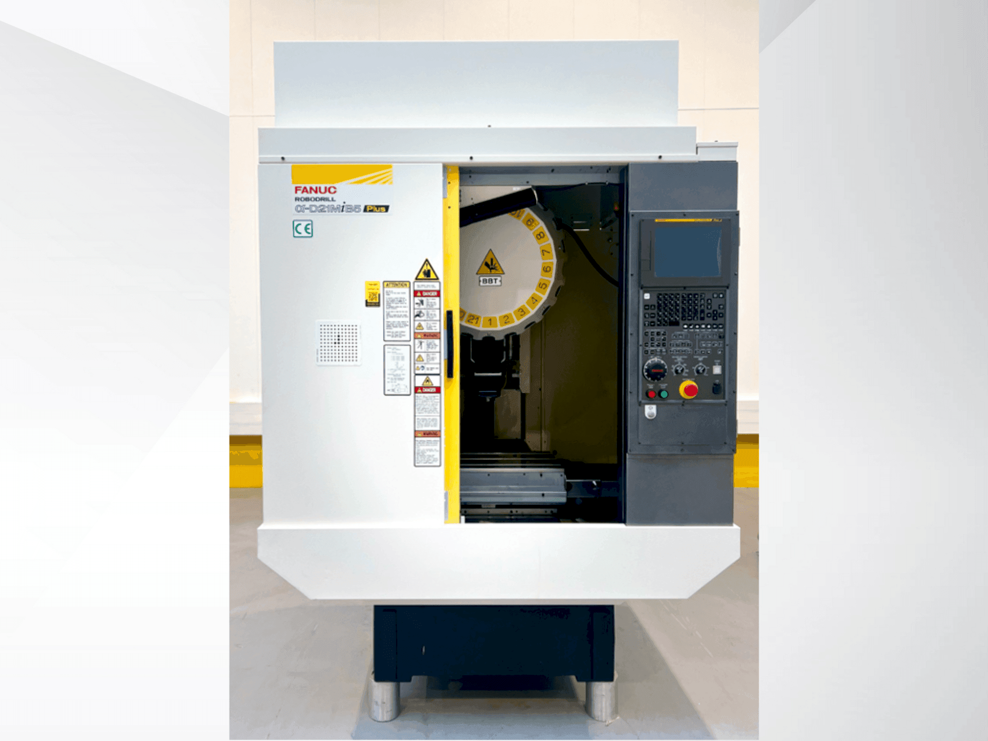 Koneen FANUC ROBODRILL α-D21MiB5 Plus etunäkymä