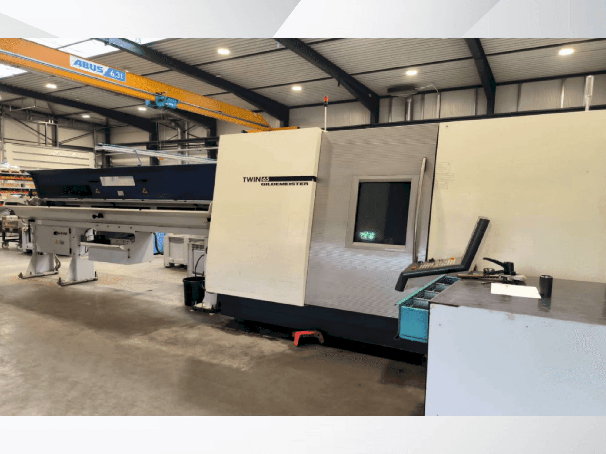 Koneen DMG Gildemeister Twin 65 etunäkymä