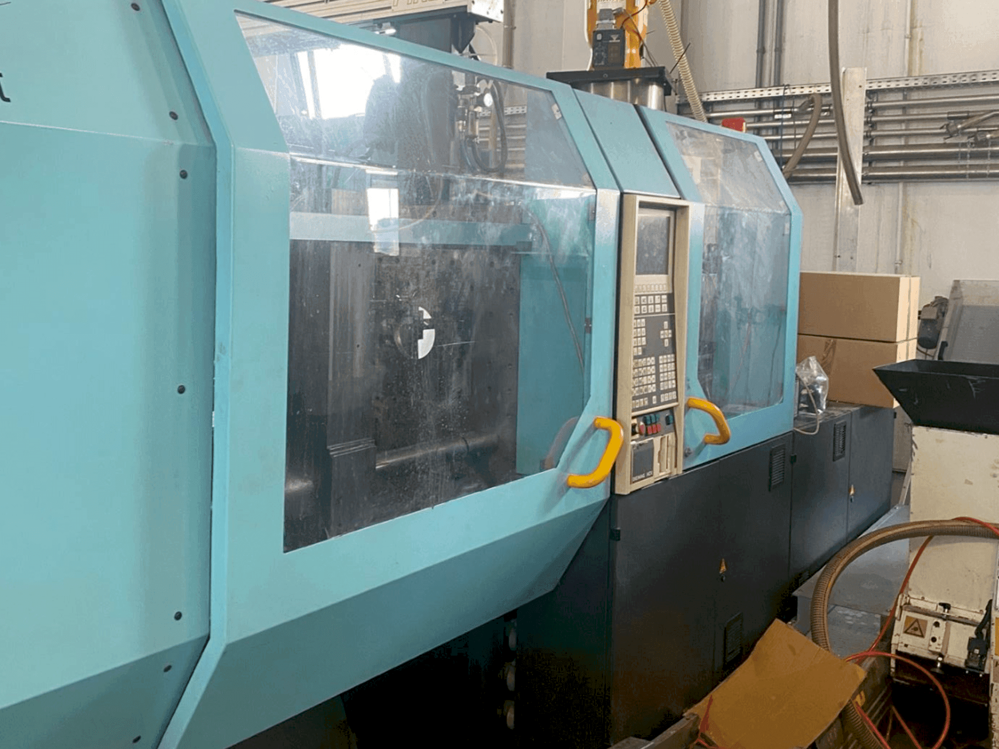 Koneen DEMAG Ergotech Compact 1500-610 etunäkymä
