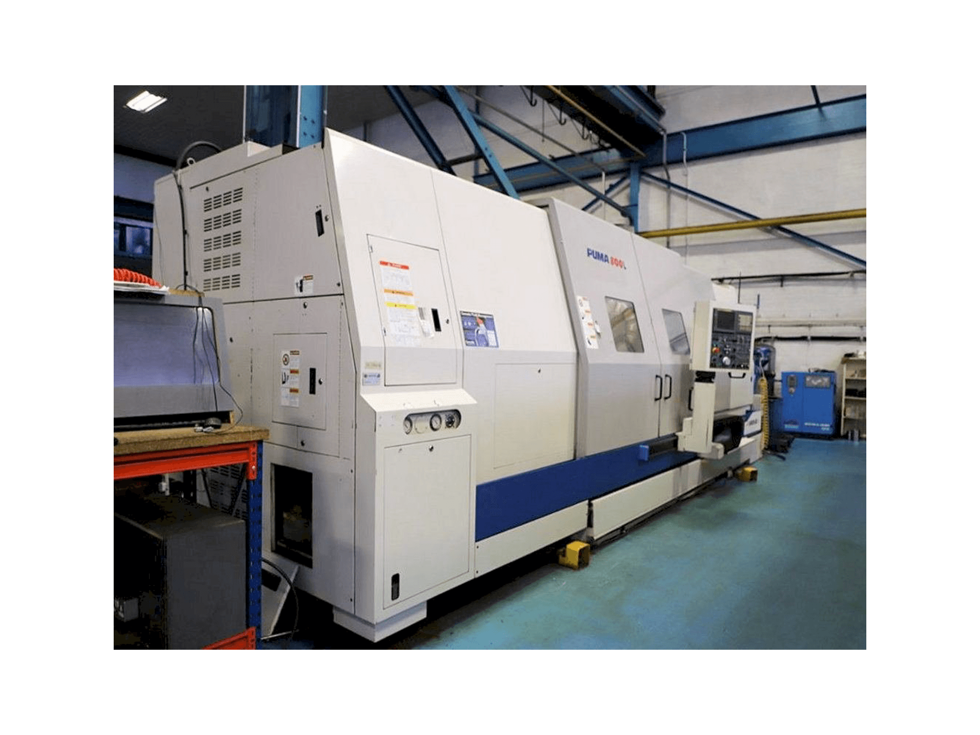 Koneen Doosan Puma 800L etunäkymä