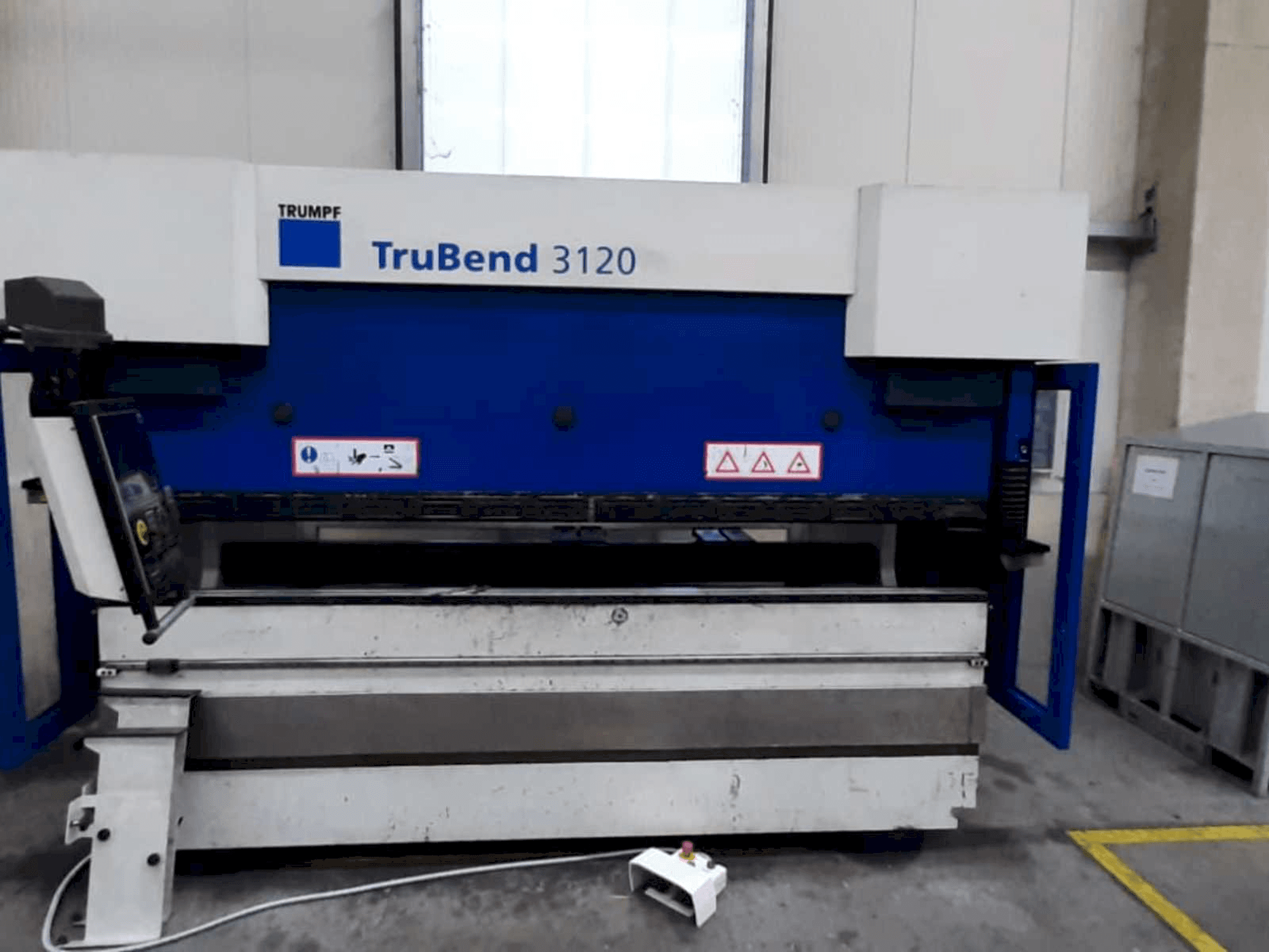 Koneen Trumpf TruBend 3120 etunäkymä