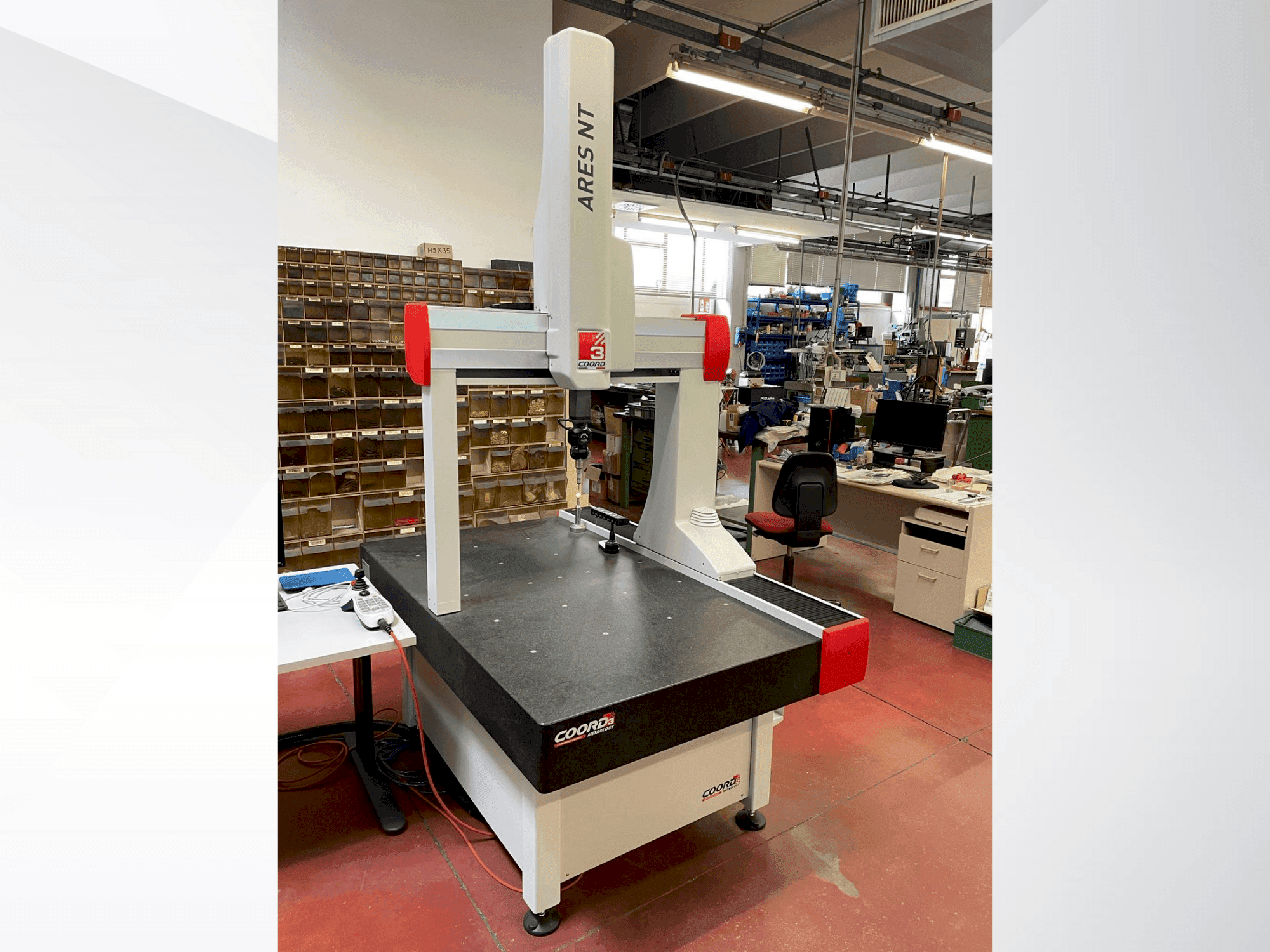 Koneen Coord3 ARES NT 1075 MOT etunäkymä