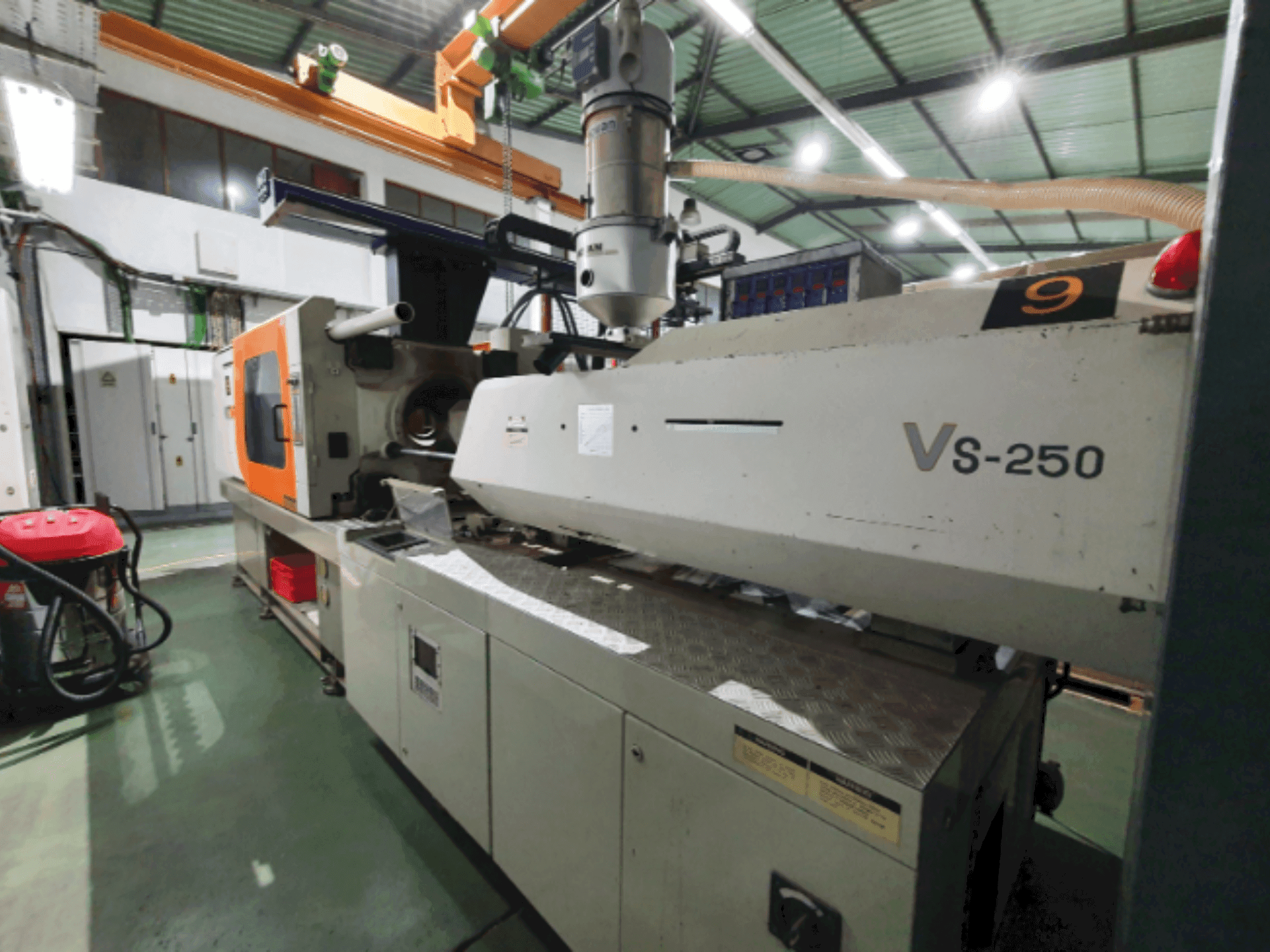 Koneen Victor VS-250 etunäkymä