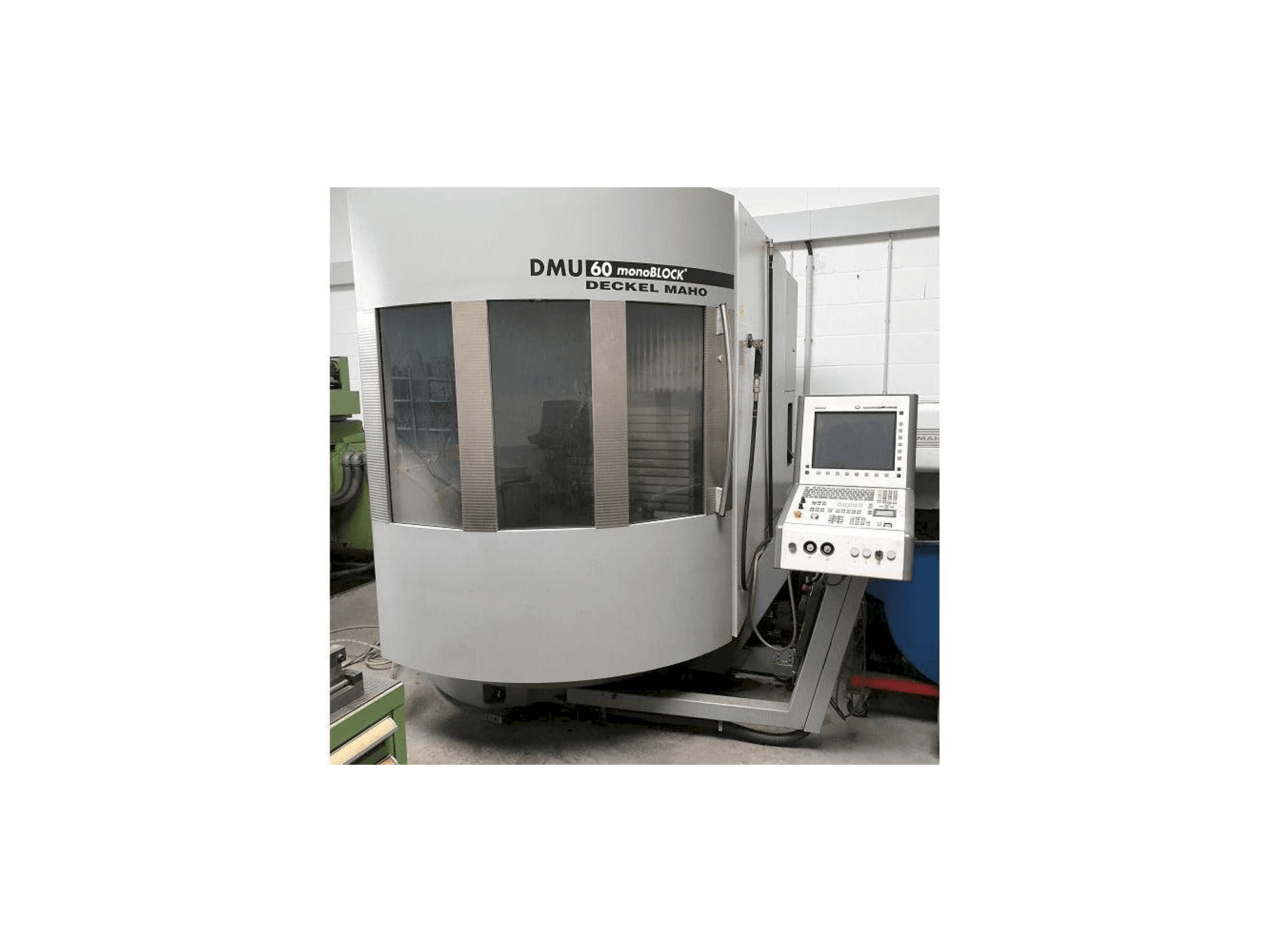 Koneen DECKEL MAHO DMU 60 MonoBlock etunäkymä