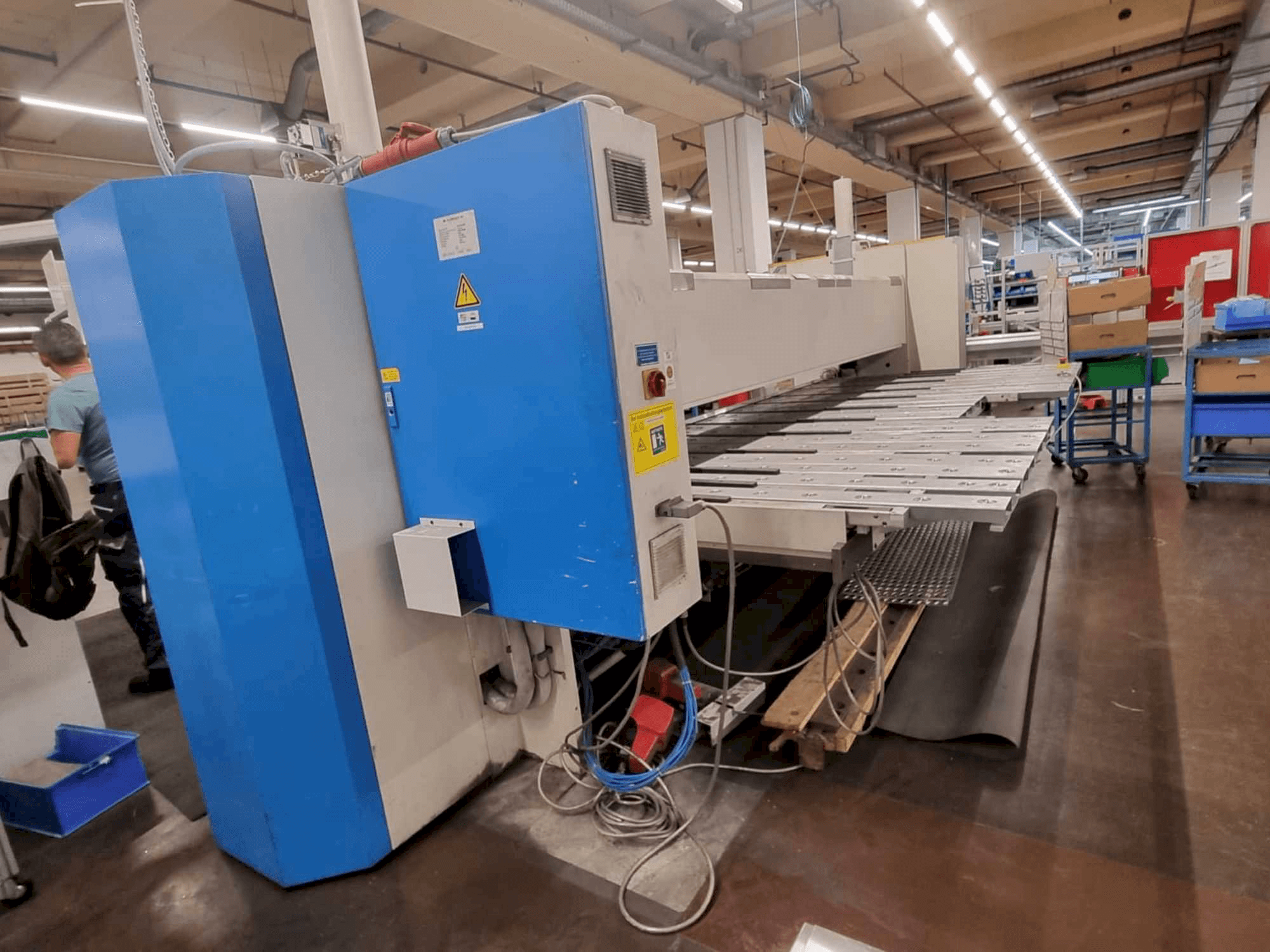 Koneen SCHRODER-FASTI FP40-40/03 vasemman sivun näkymä