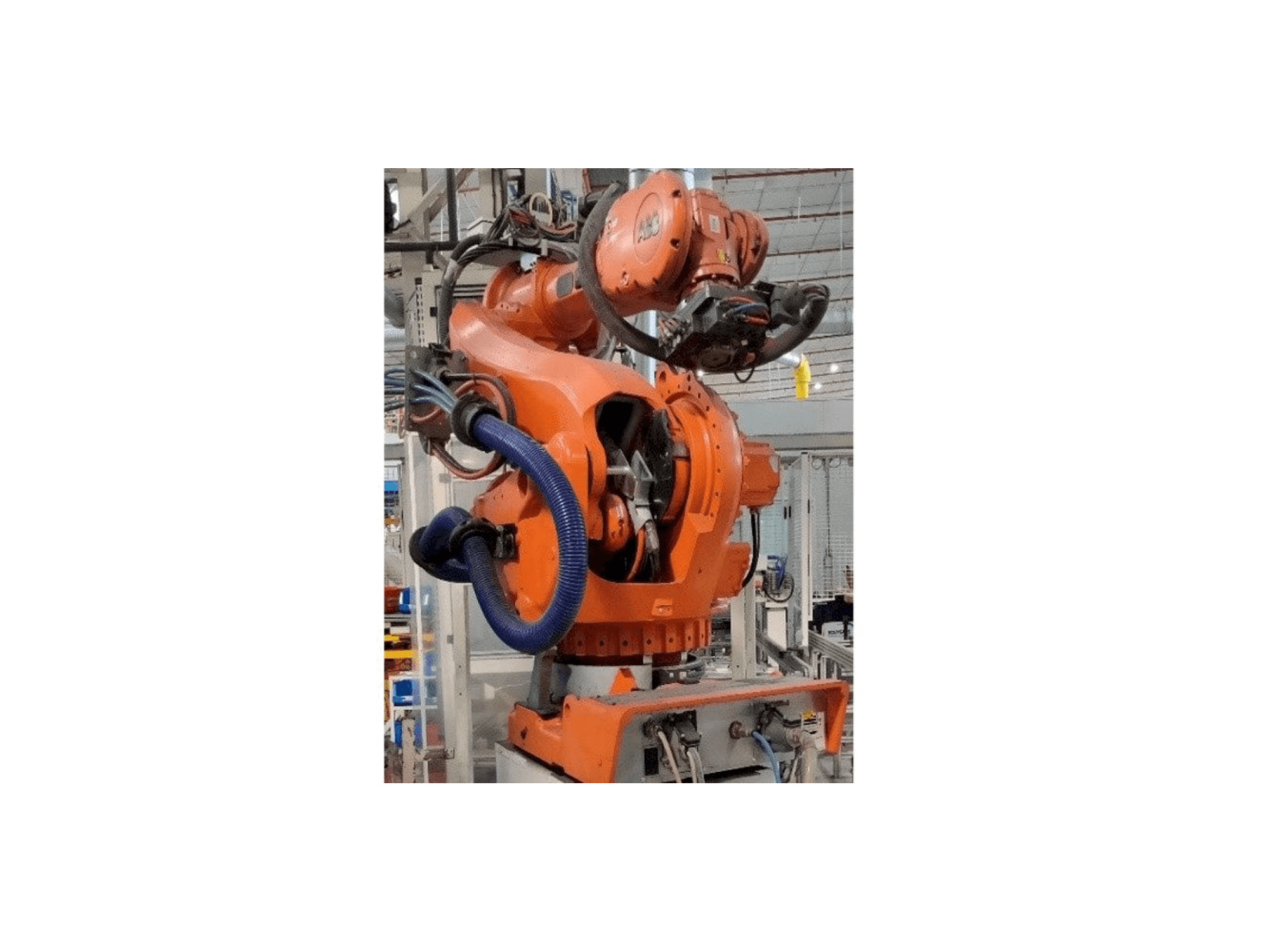 Koneen ABB IRB 6600-175/2.55 vasemman sivun näkymä