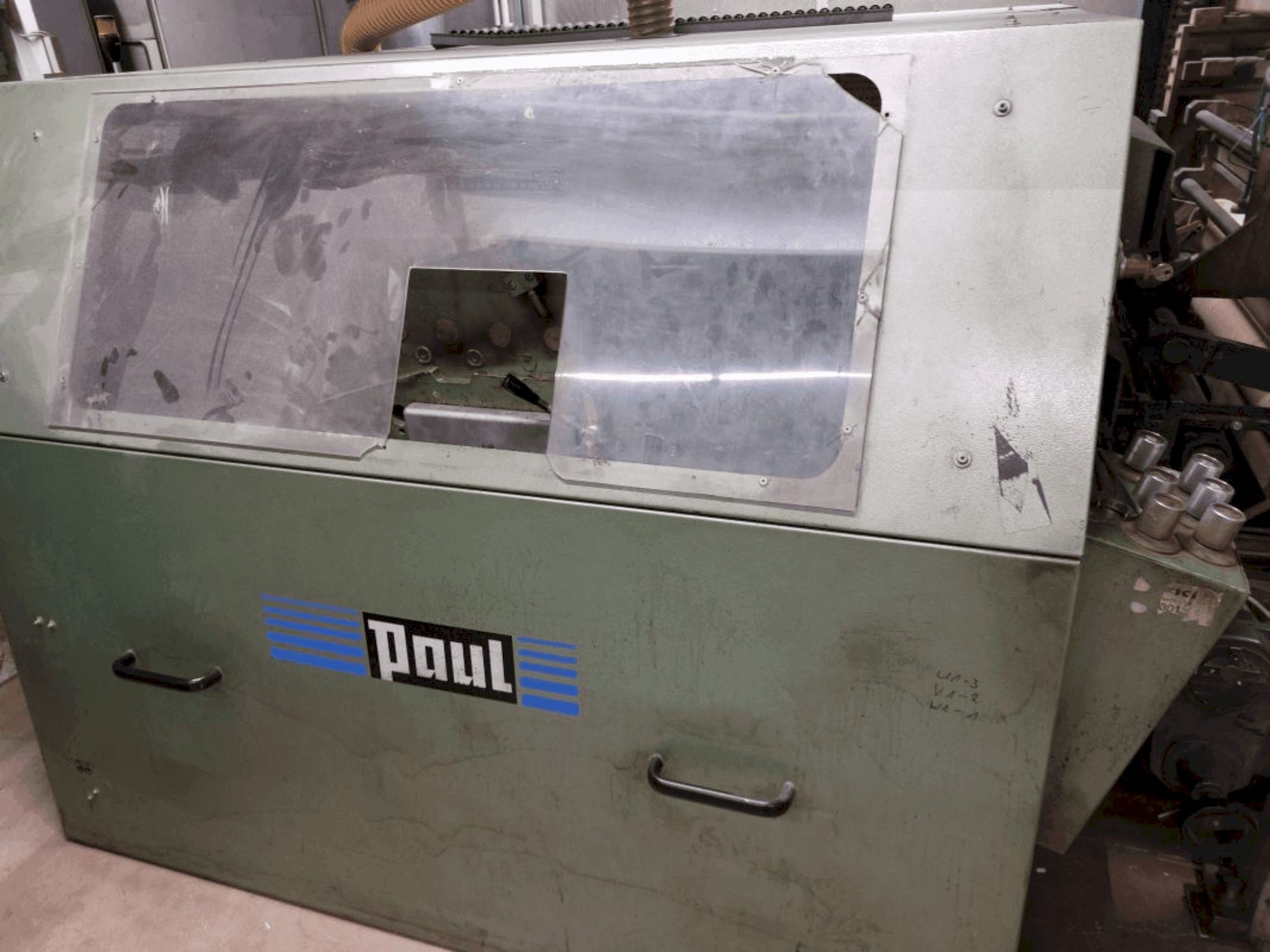 Koneen Paul Reinhardt K34G / 1500 etunäkymä