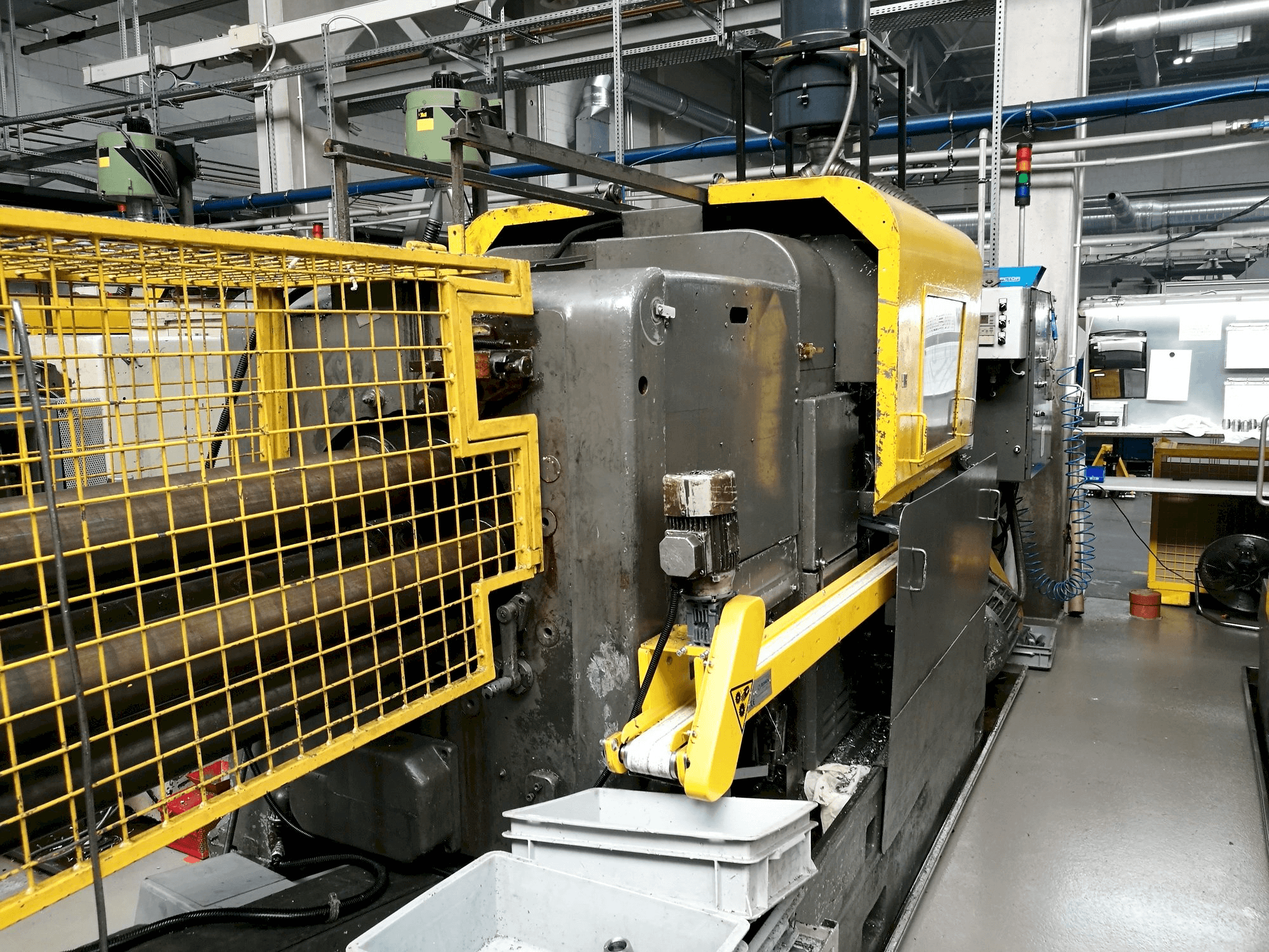 Koneen Wickman 2 1/4"-6 etunäkymä