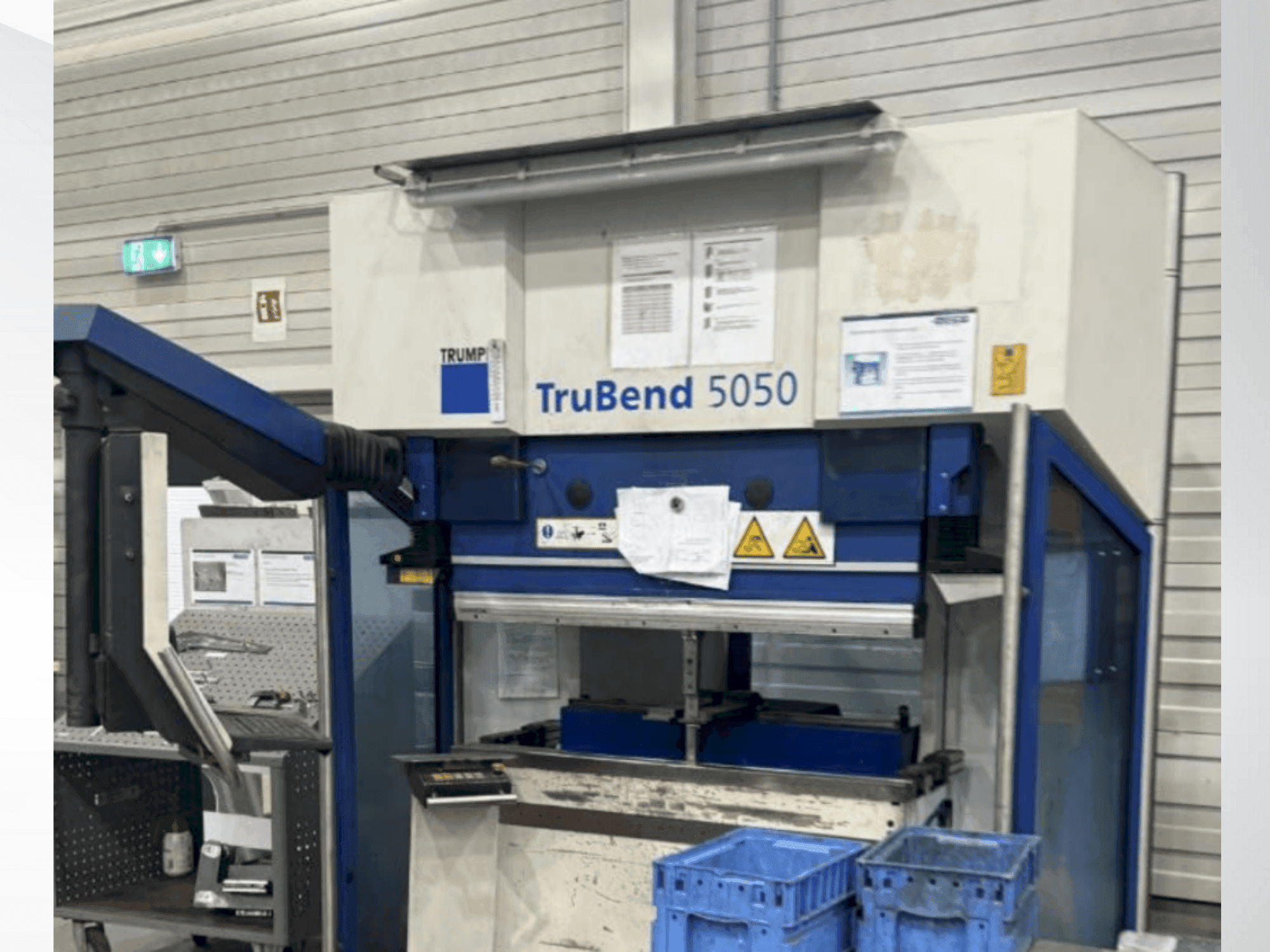 Koneen TRUMPF TruBend V5050 etunäkymä
