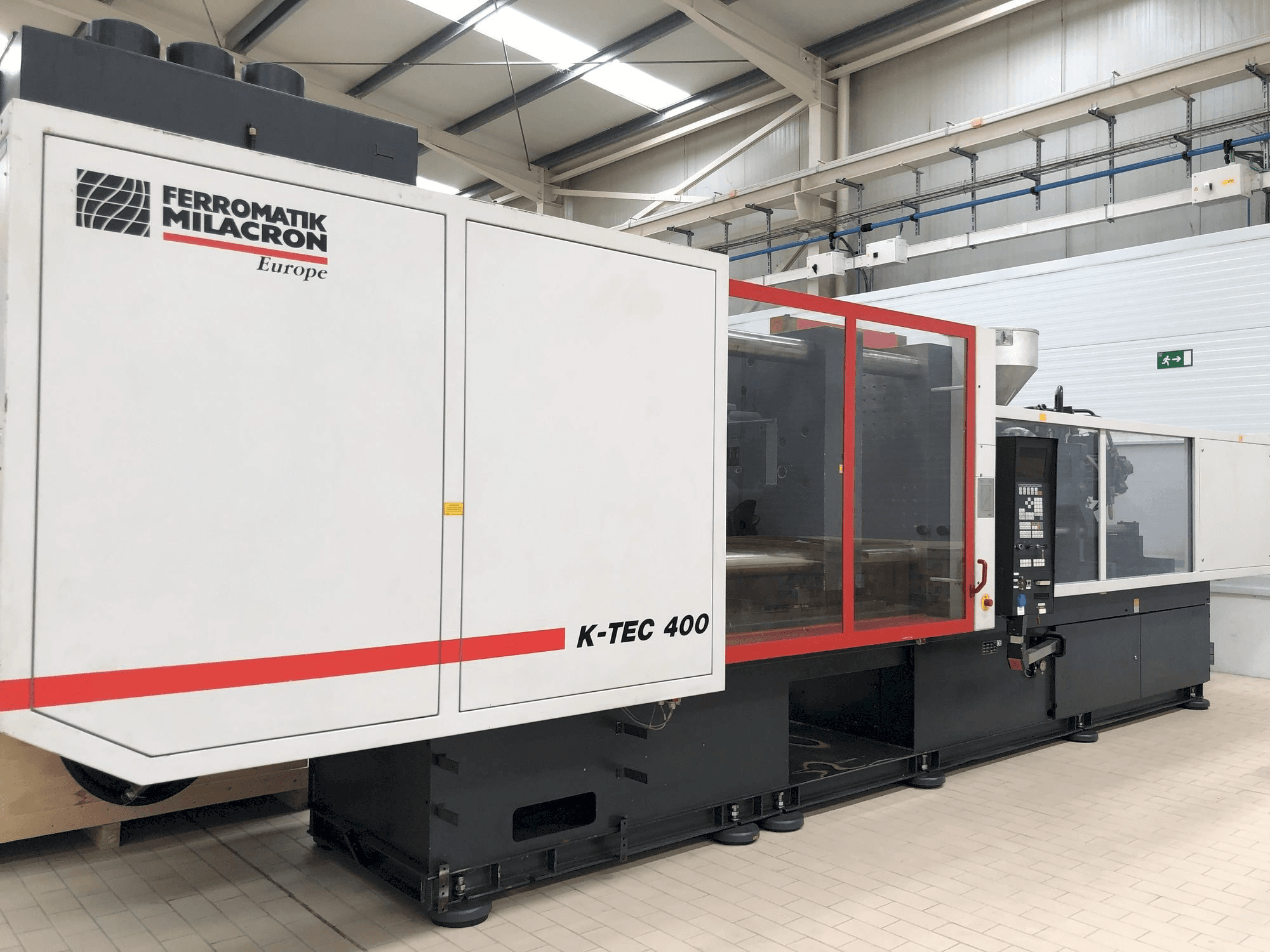 Koneen Ferromatik K-TEC400S etunäkymä