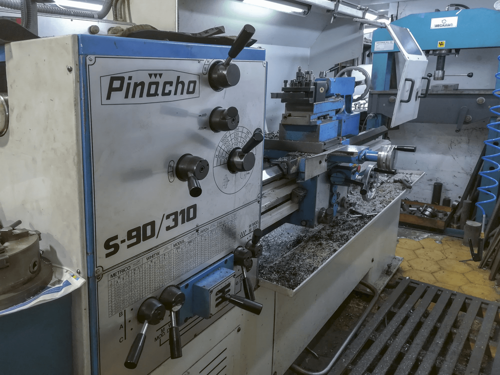 Koneen 1 Pinacho vasen näkymä S-90/310
