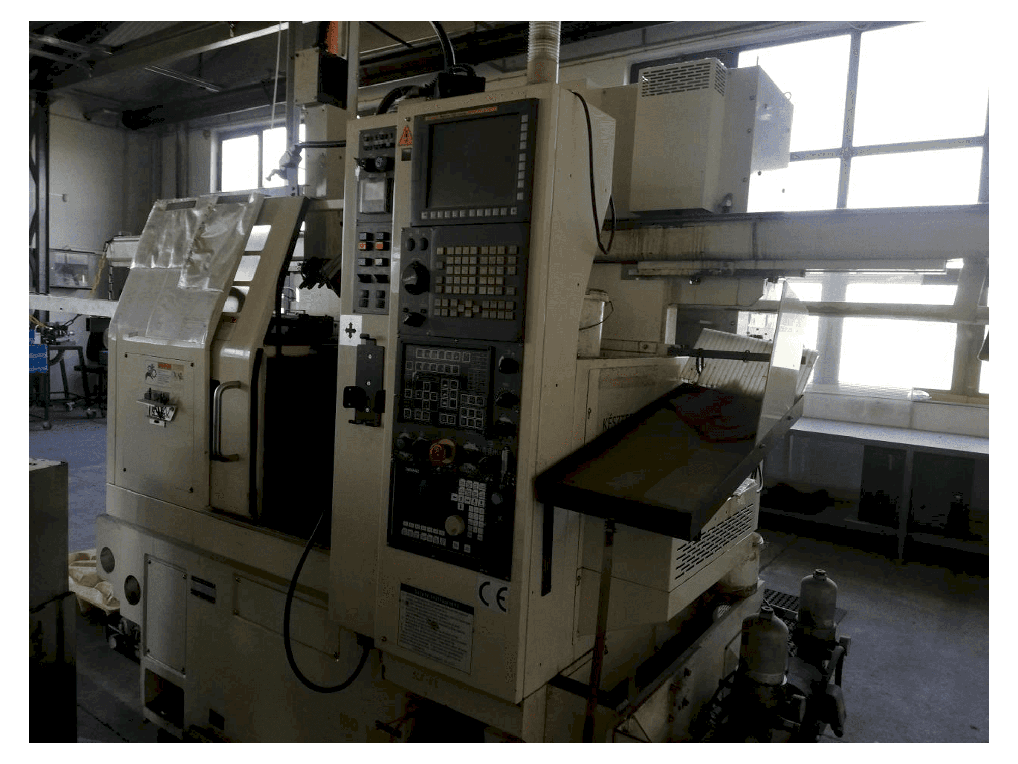 Koneen Takamatsu XW-50 etunäkymä