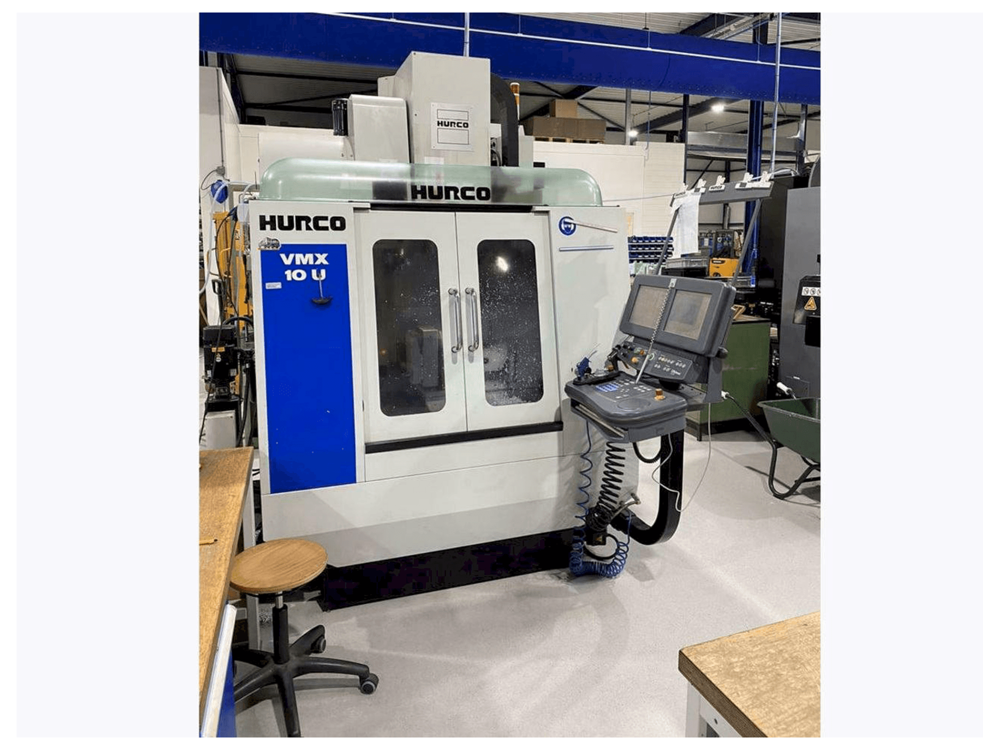 Koneen Hurco VMX 10 U 5 etunäkymä