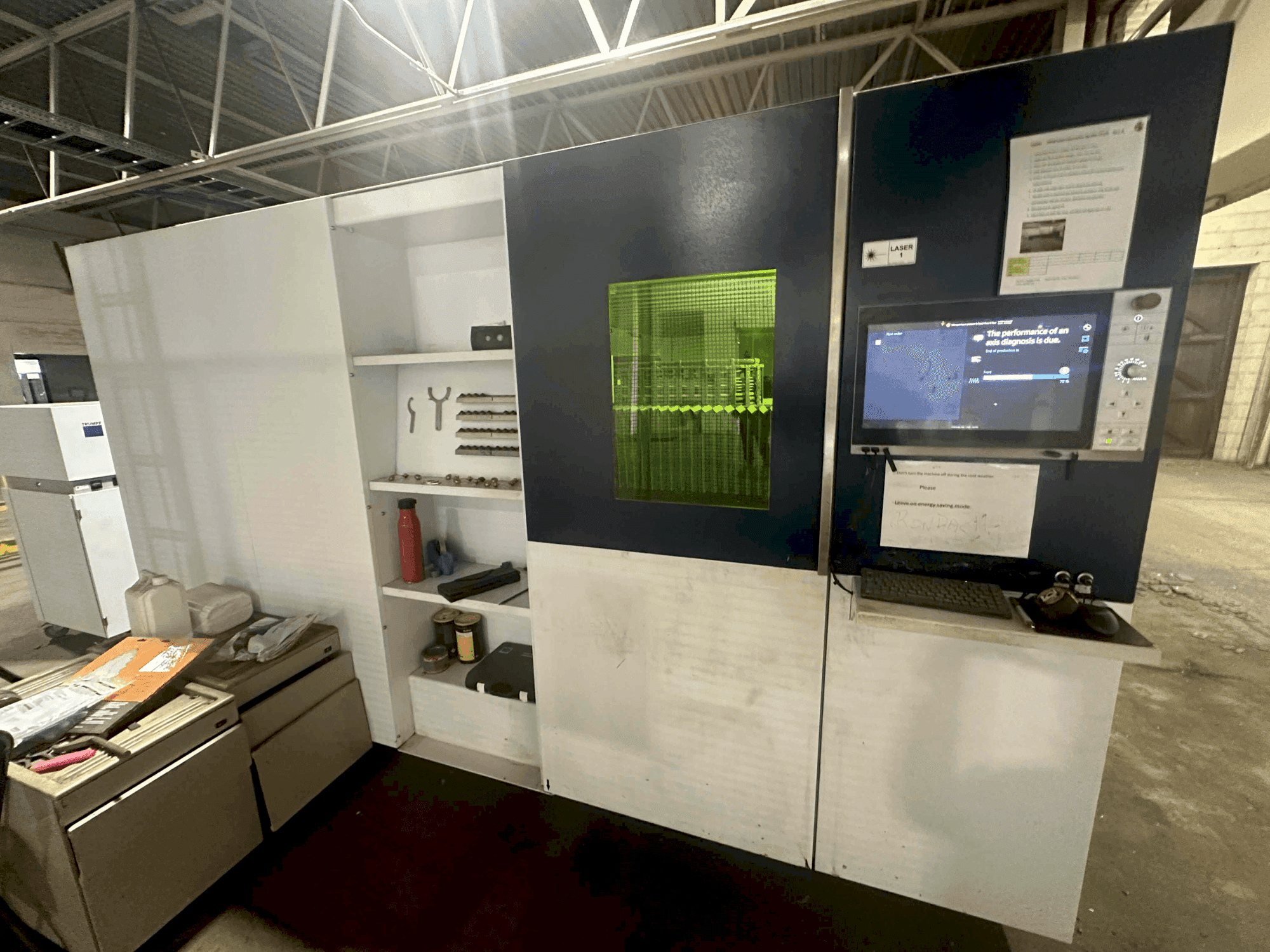 Koneen TRUMPF Trulaser 1040 Fiber etunäkymä