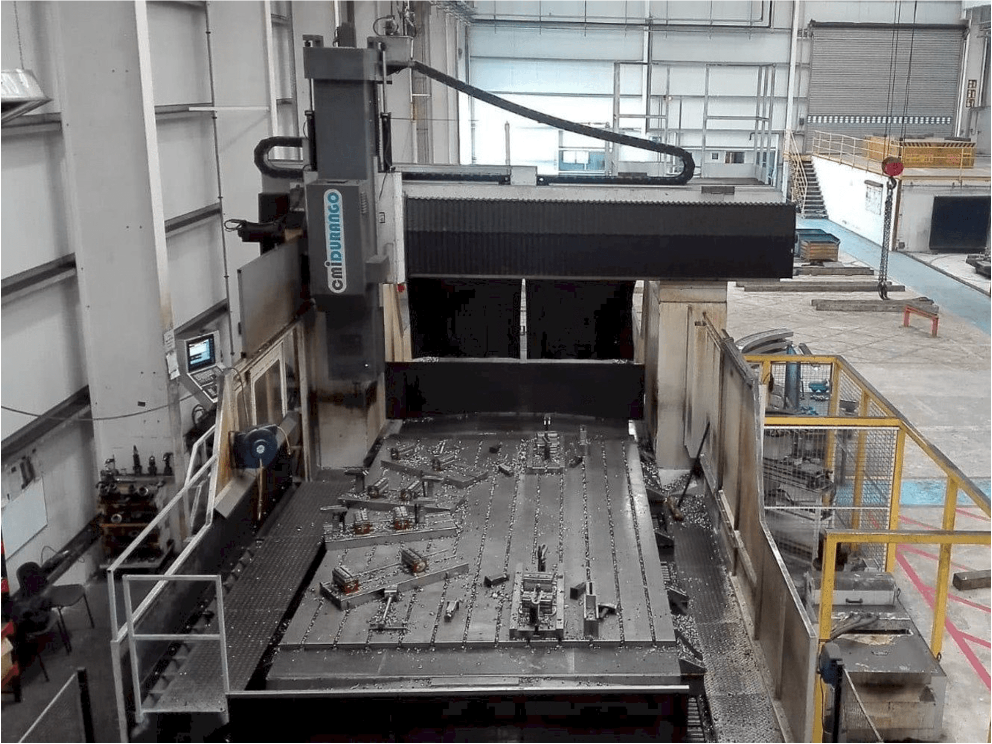 Koneen cmiDURANGO FPF310-5000 etunäkymä