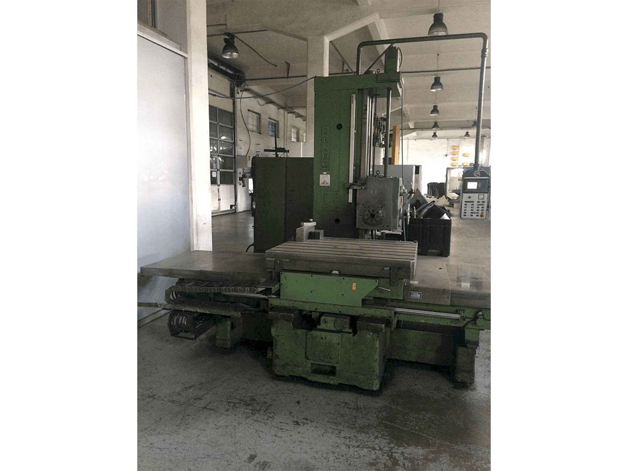 Koneen Sacem MST-XC/110 A/C etunäkymä