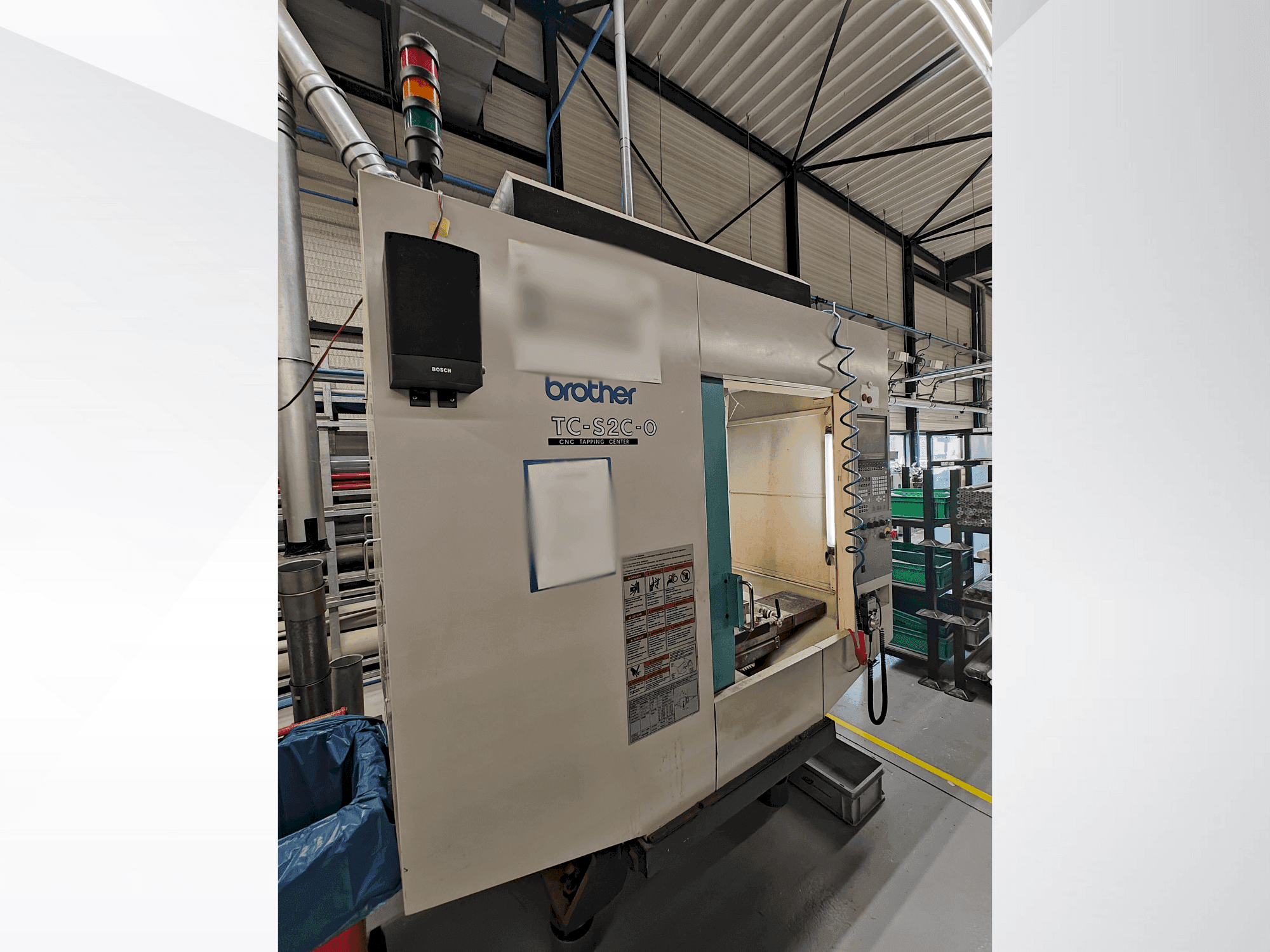 Koneen Brother TC-S2C-O etunäkymä