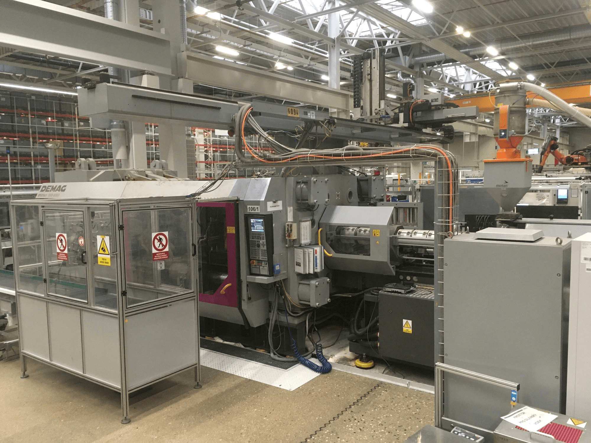 Koneen DEMAG Ergotech 1000-8000 etunäkymä