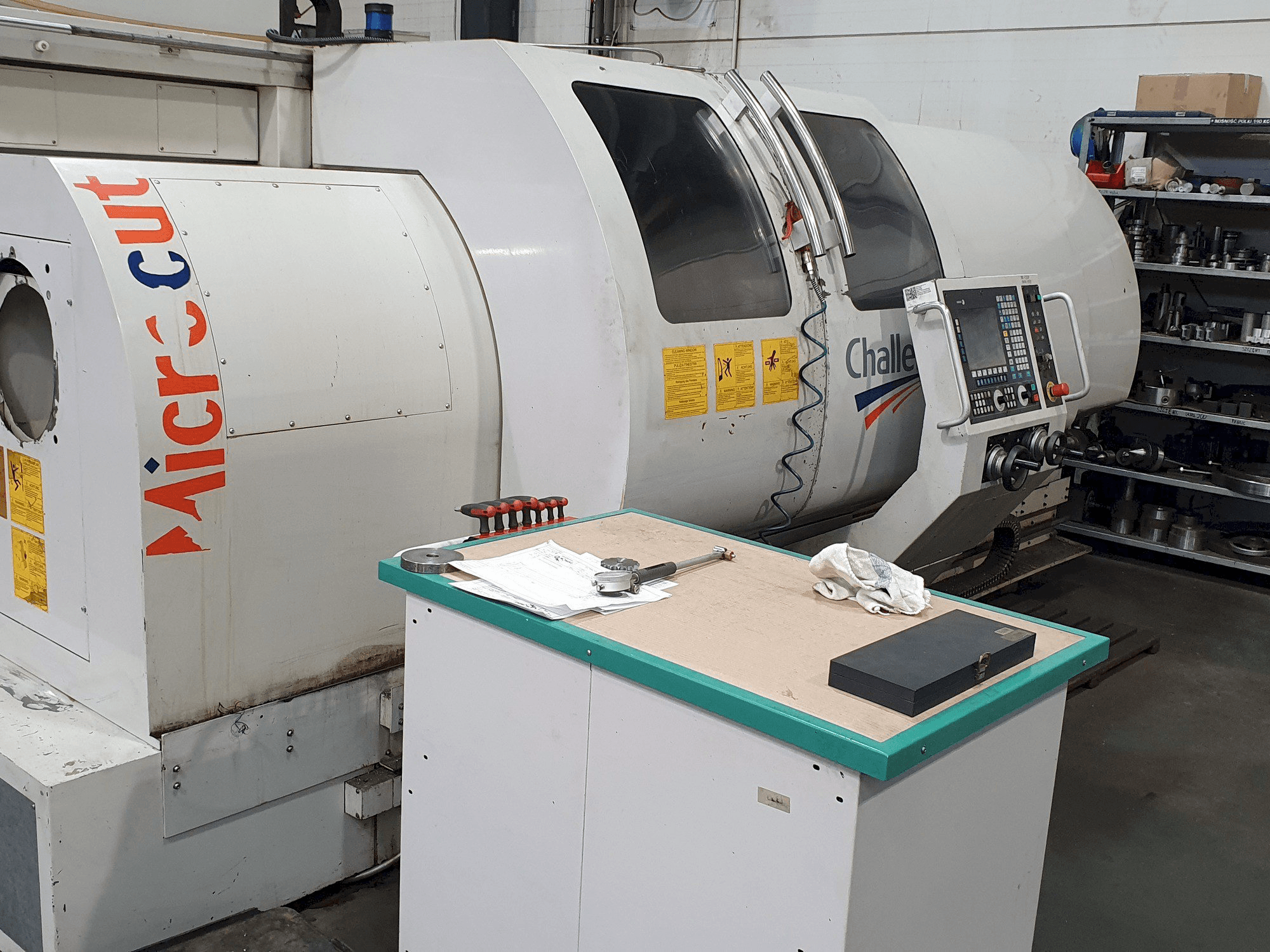 Koneen MICROCUT BNC-2280X etunäkymä