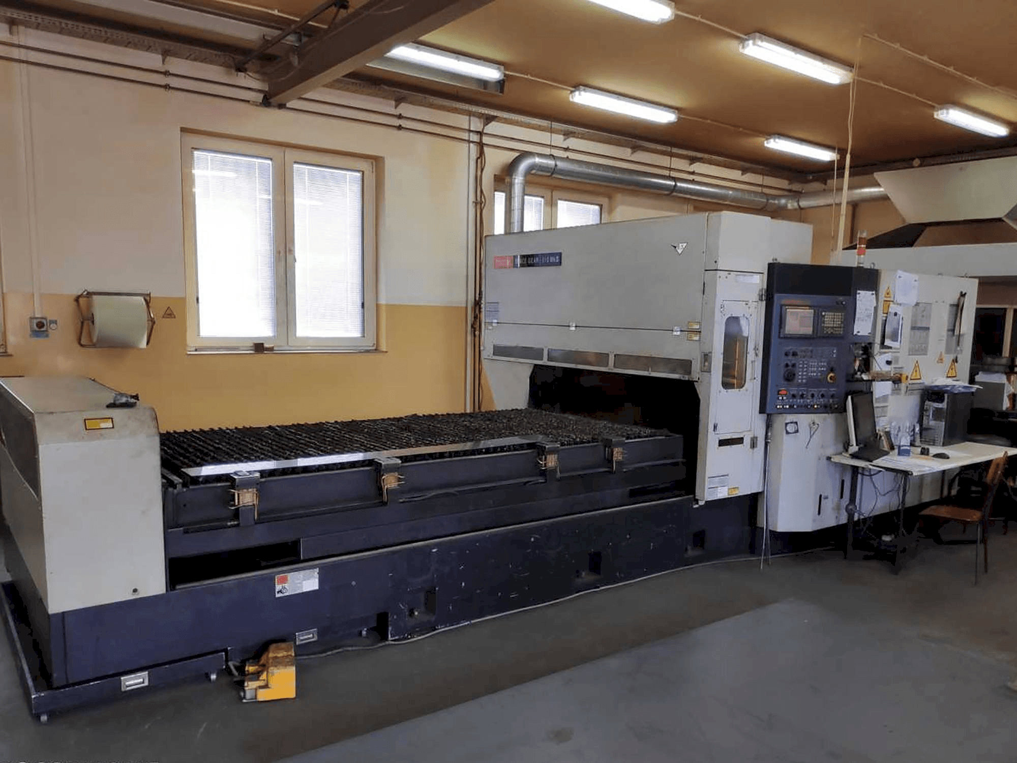 Koneen Mazak Space Gear 510 Mk II etunäkymä