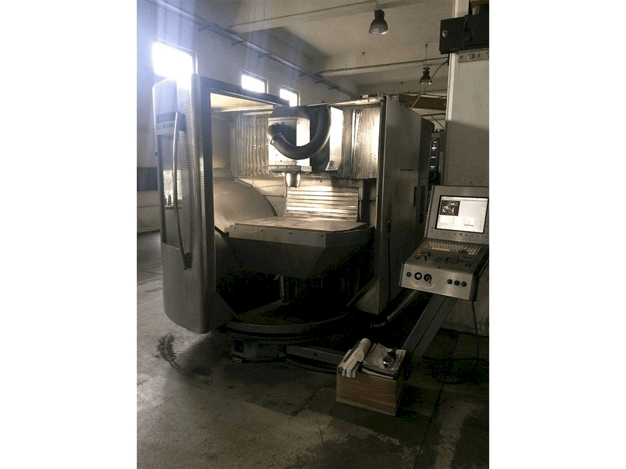 Koneen DMG 60T etunäkymä