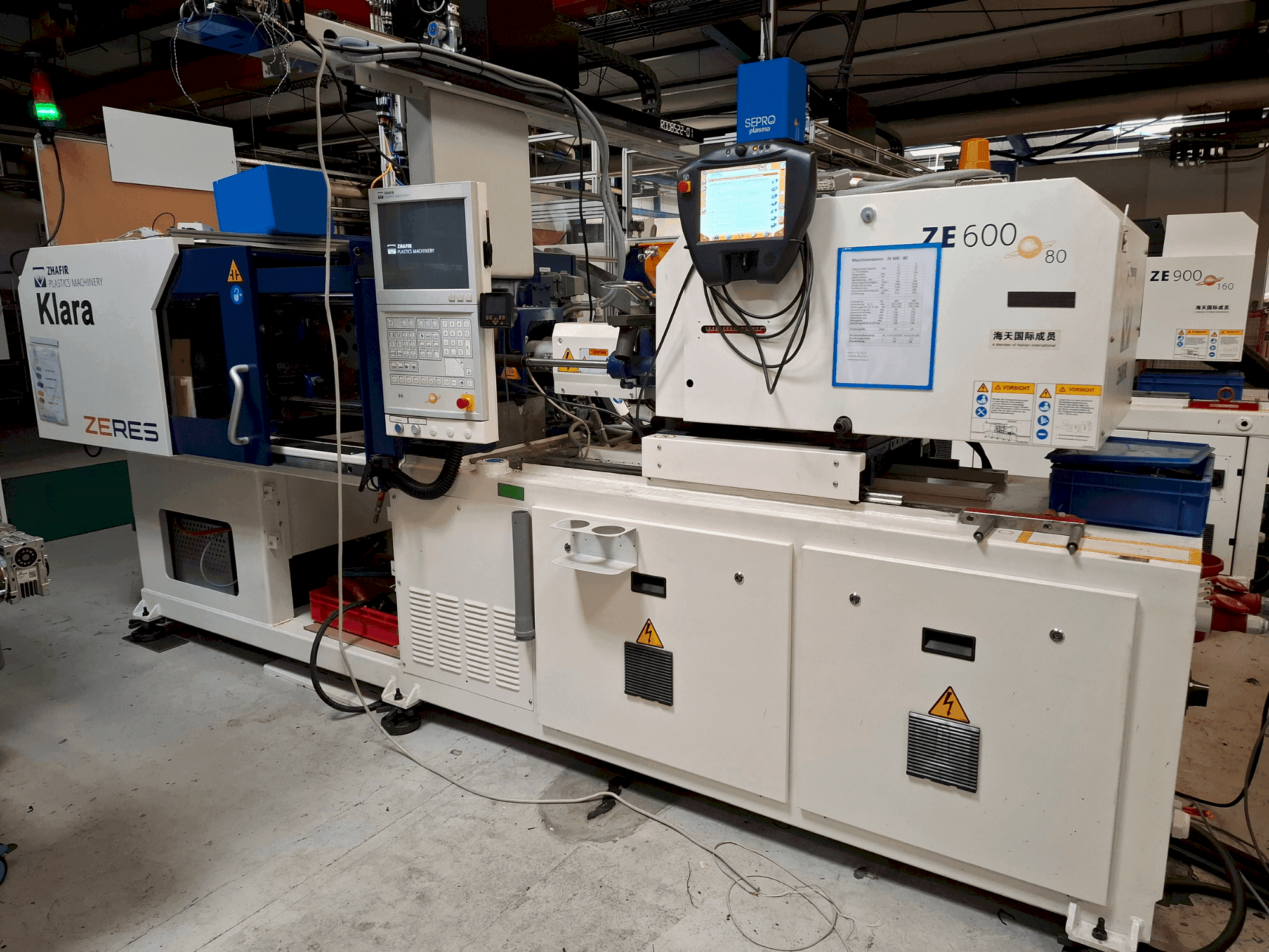 Koneen HAITIAN ZHAFIR Zeres ZE600 etunäkymä