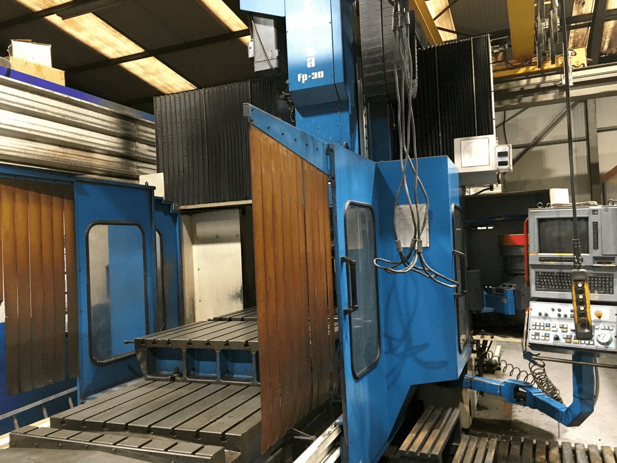 Koneen Correa FP 30/30 etunäkymä