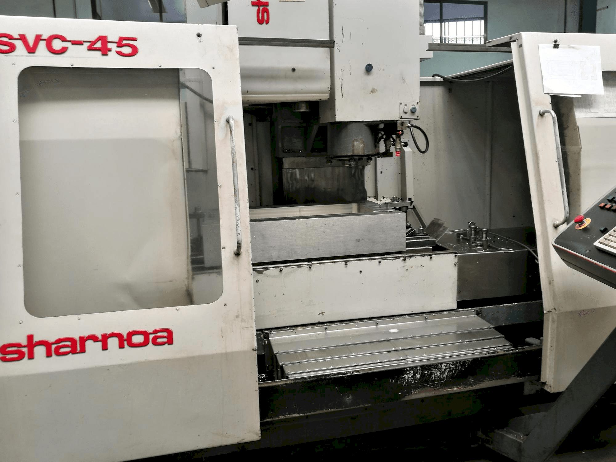 Koneen Sharnoa SVC-45 etunäkymä