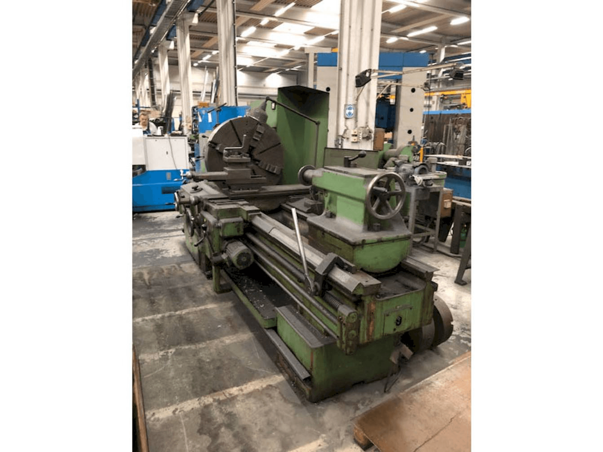 Koneen DLZ 800 etunäkymä