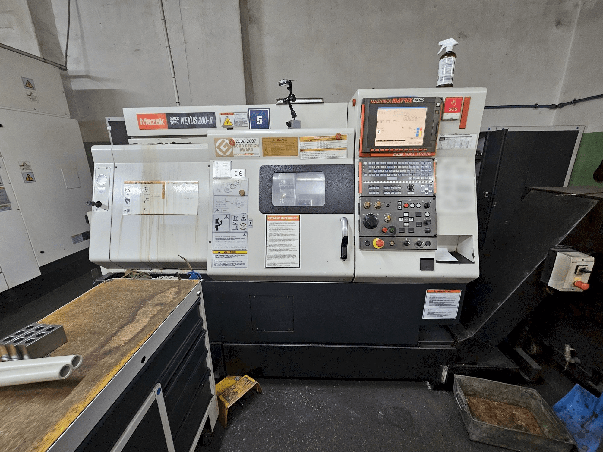 Koneen Mazak QUICKTURN NEXUS 200-II etunäkymä