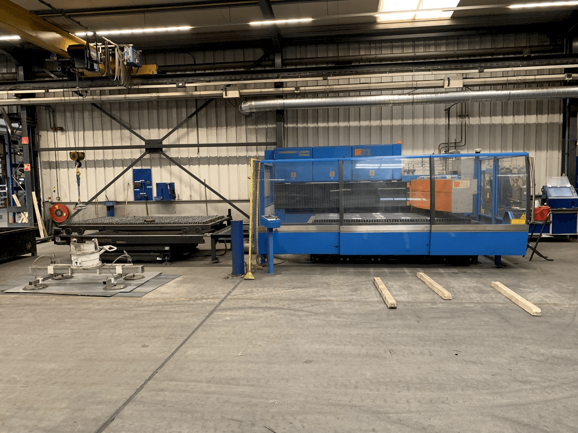 Koneen Prima Power Platino 1530 4,0 kW C02 etunäkymä