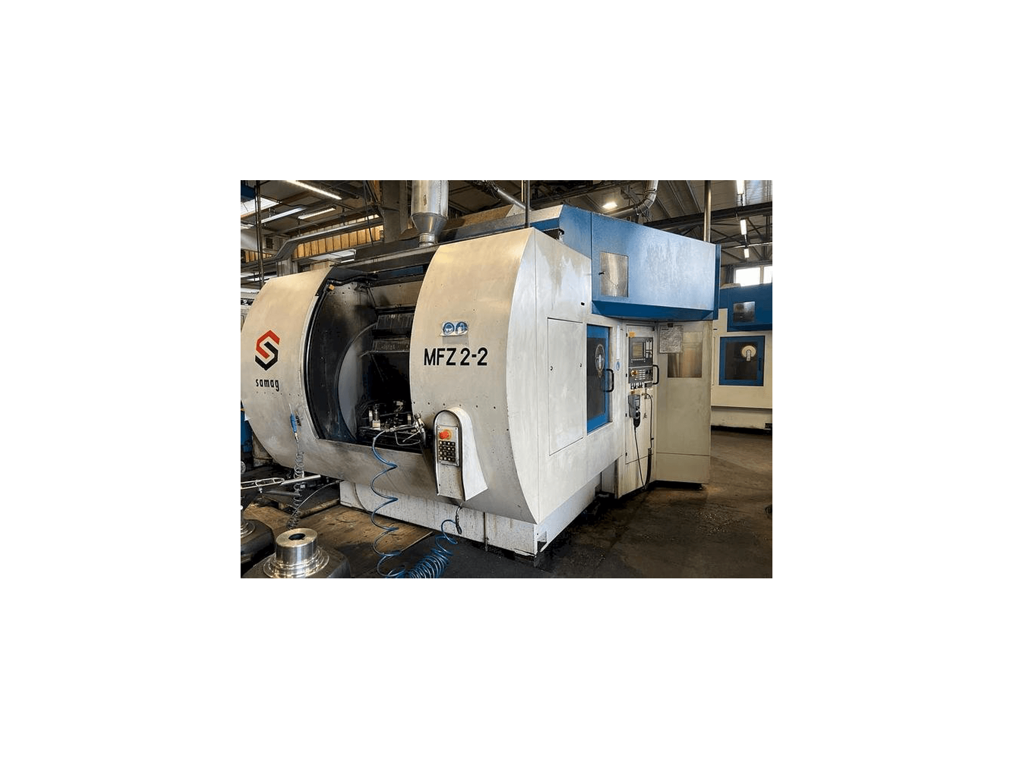 Koneen SAMAG MFZ 2-2 etunäkymä